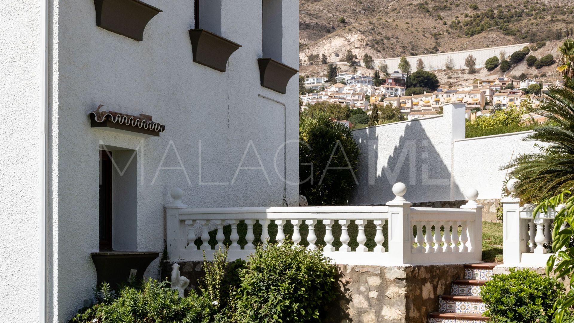 Villa for sale in Arroyo de la Miel