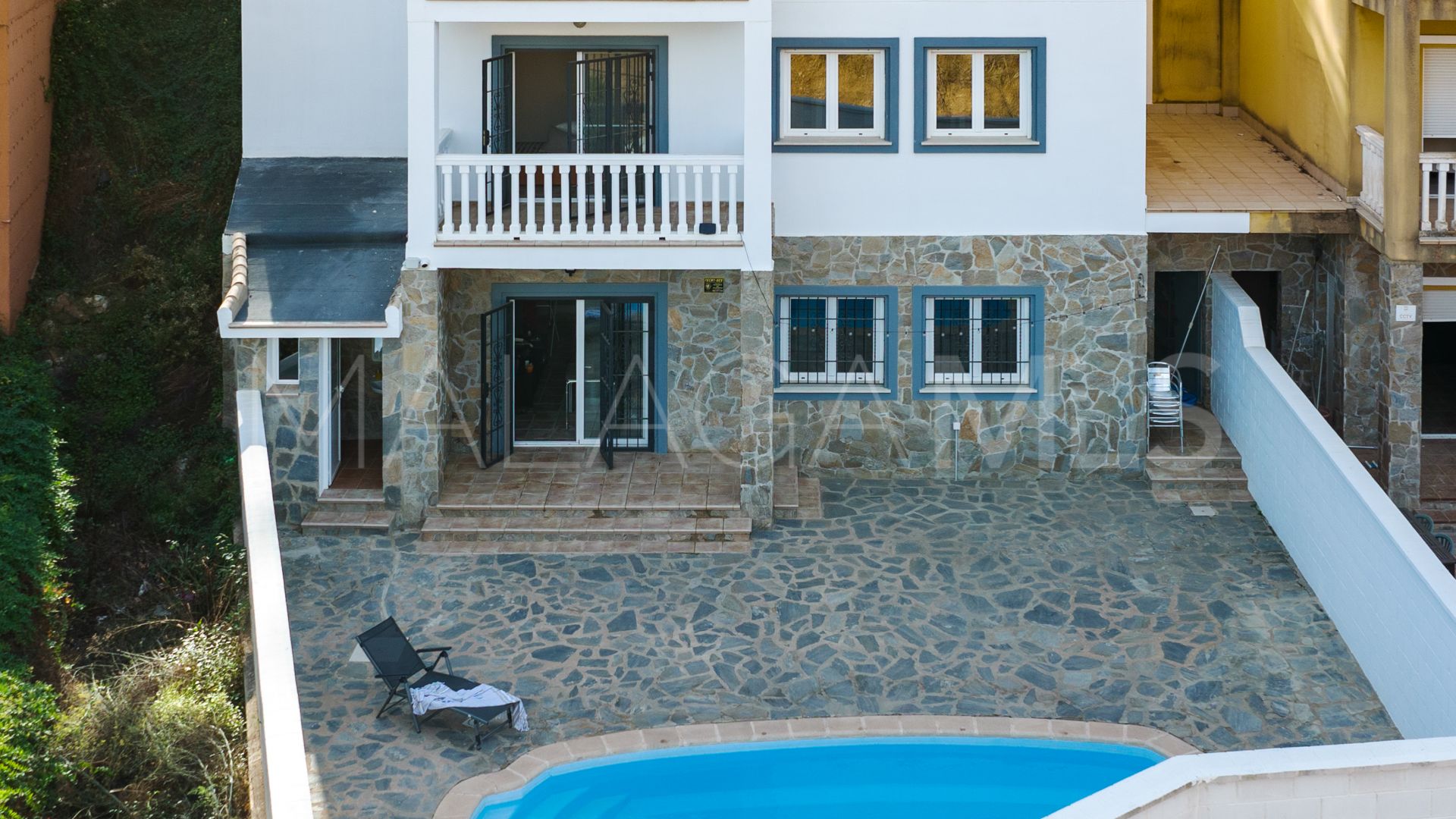 Villa a la venta in Sierrezuela de 4 bedrooms