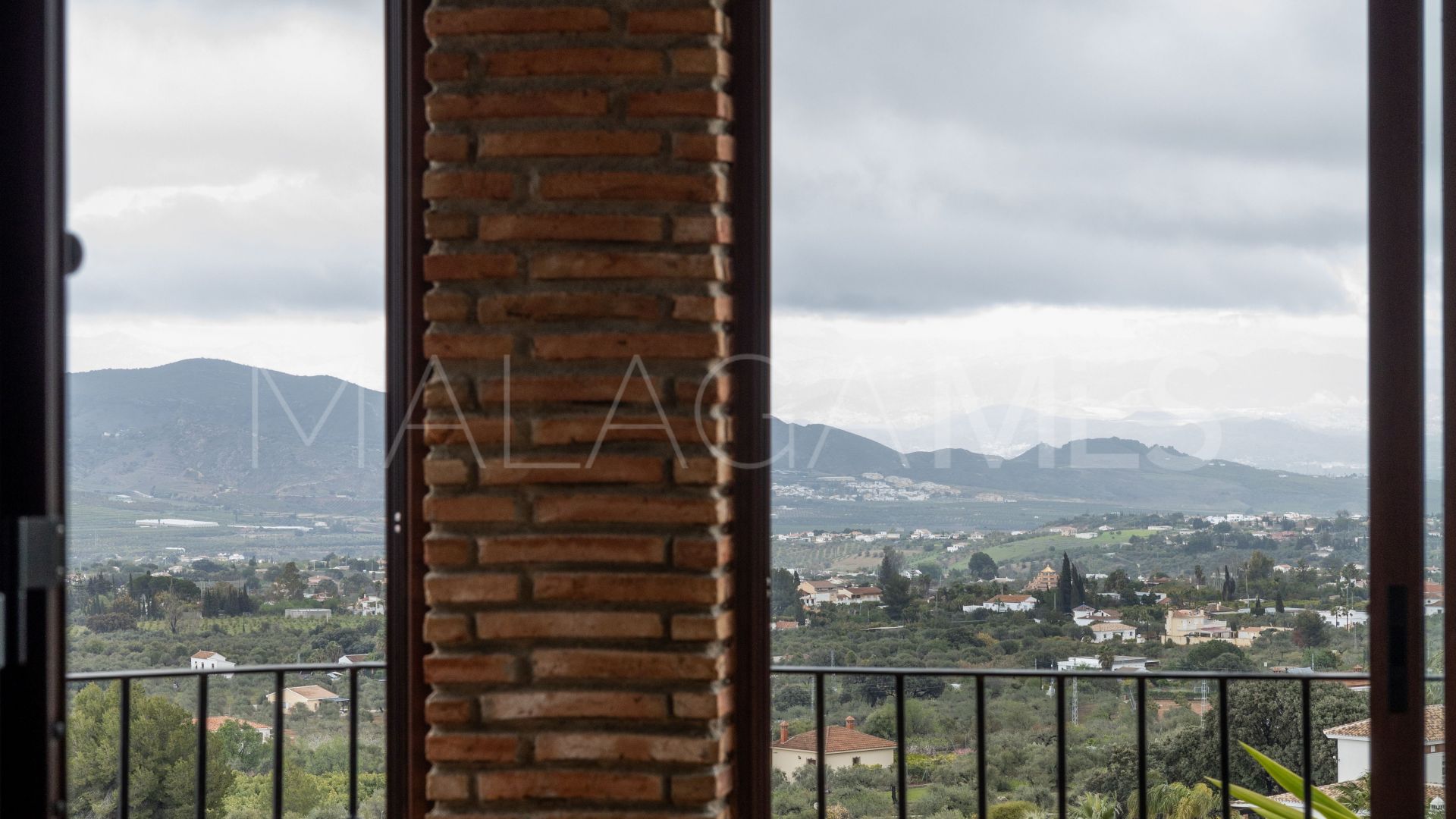 Villa de 13 bedrooms a la venta in Alhaurin el Grande