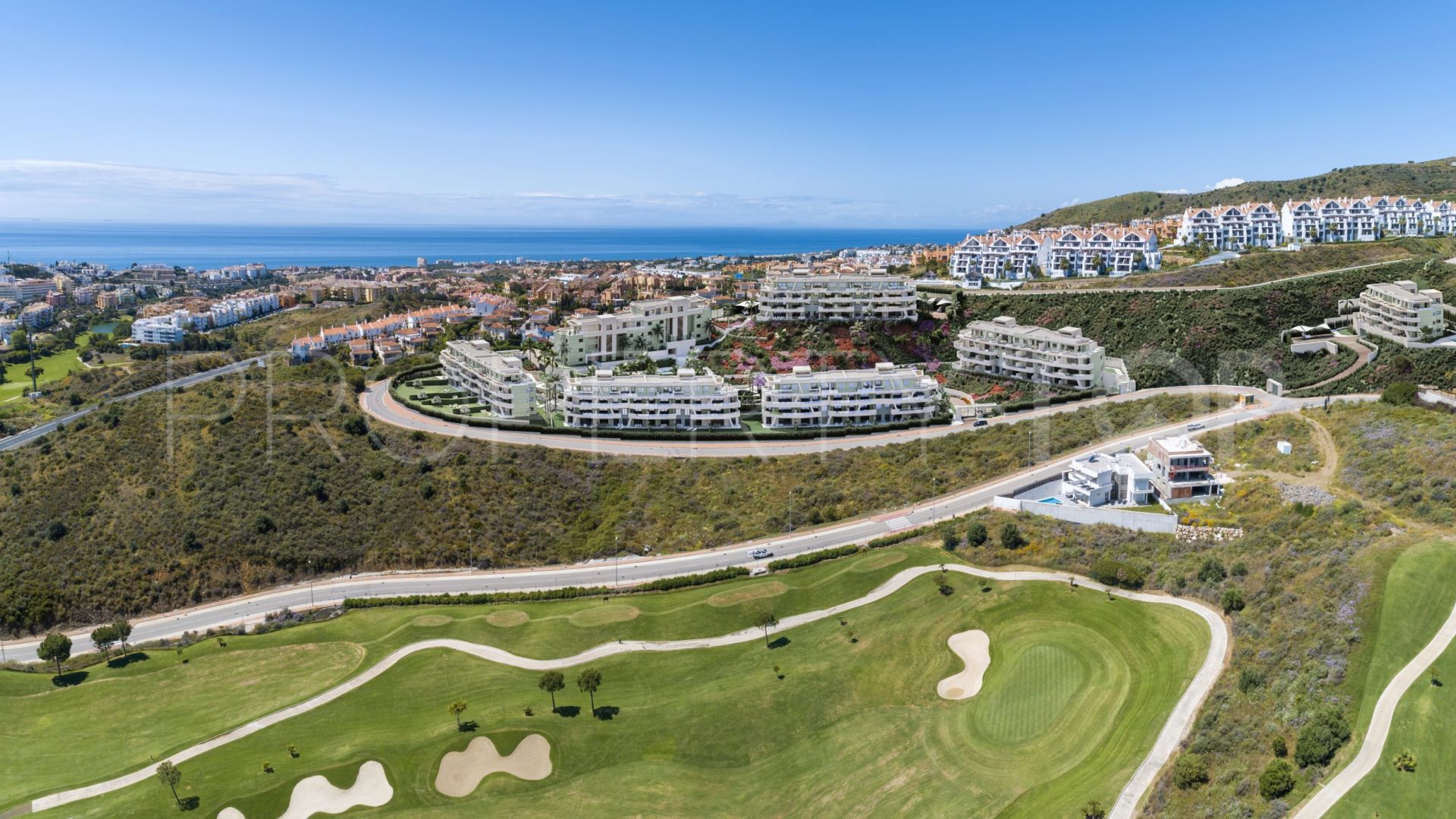 For sale ground floor apartment with 2 bedrooms in Calanova Golf