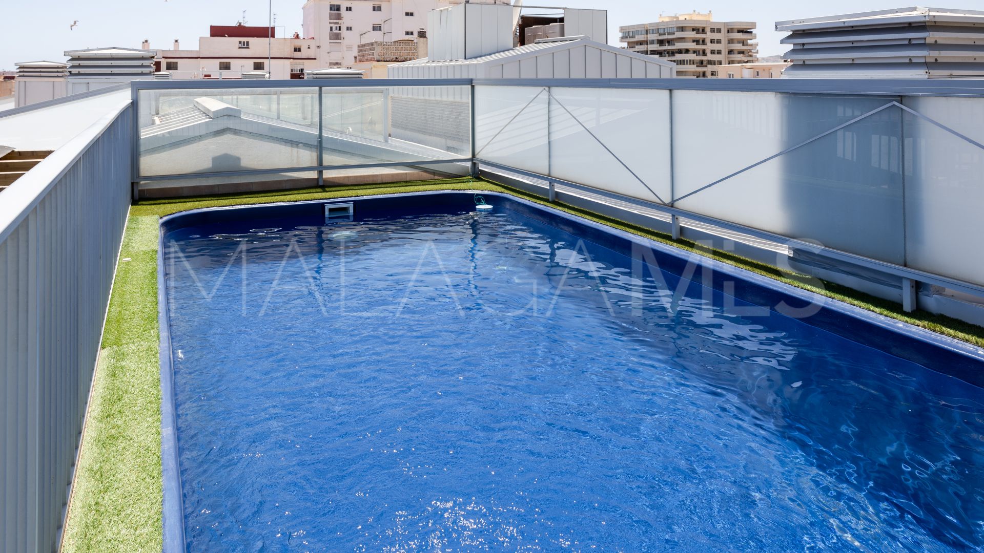 For sale duplex penthouse in Fuengirola Centro with 4 bedrooms