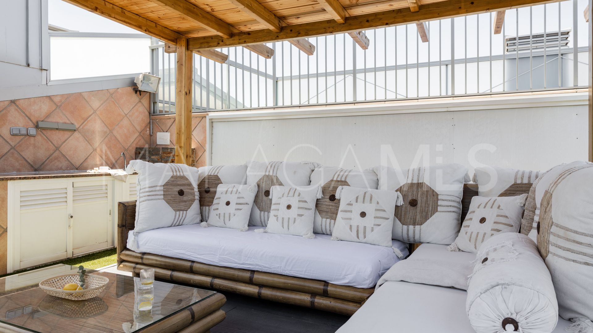 For sale duplex penthouse in Fuengirola Centro with 4 bedrooms