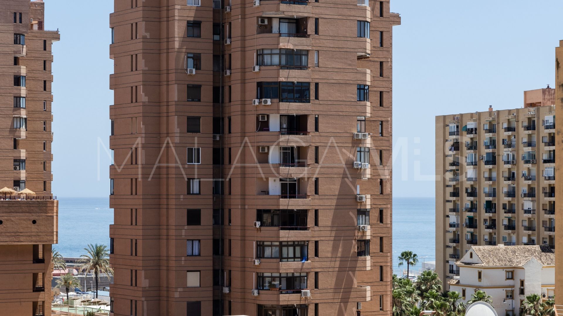 For sale duplex penthouse in Fuengirola Centro with 4 bedrooms