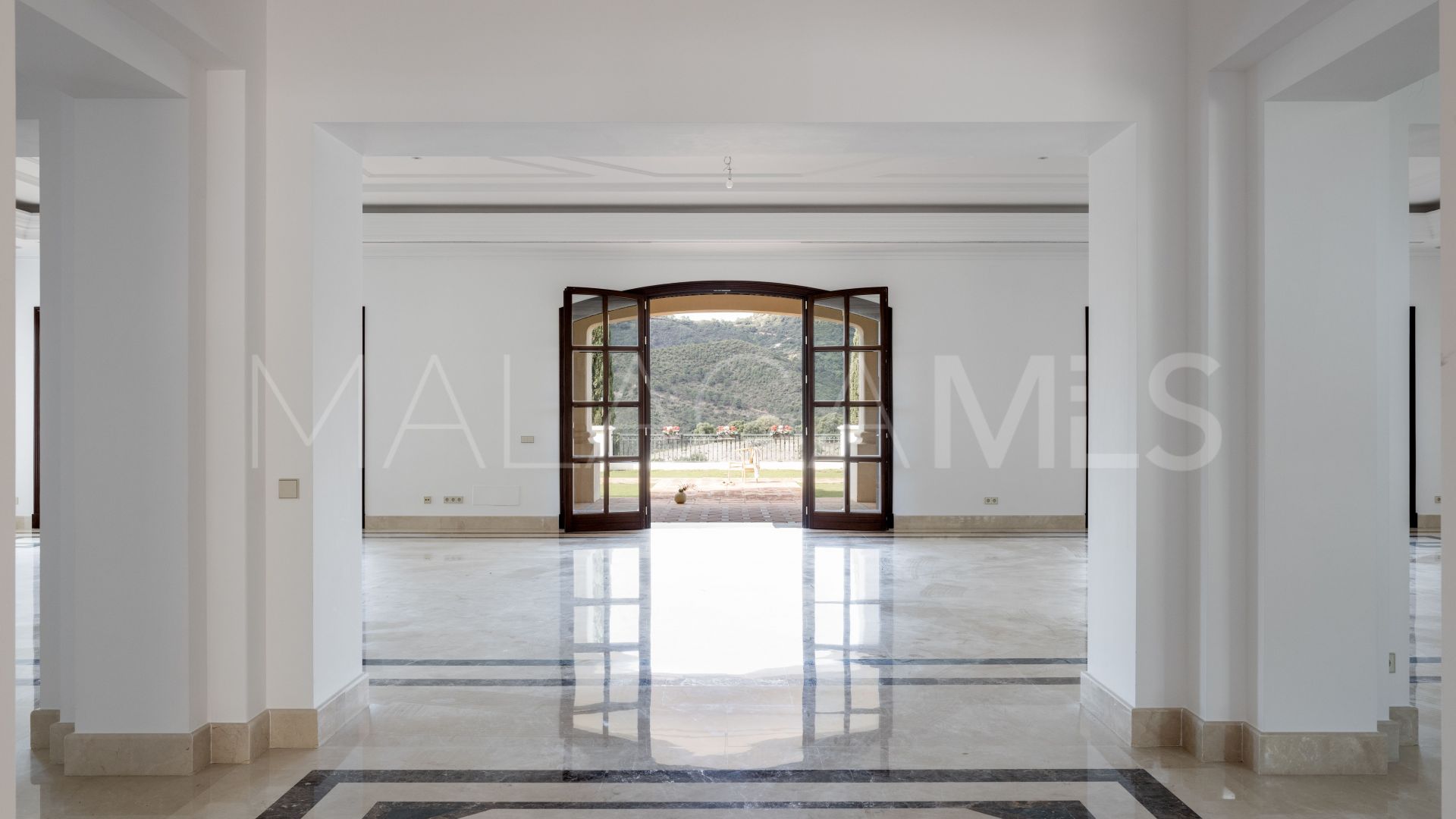 Villa for sale in La Zagaleta