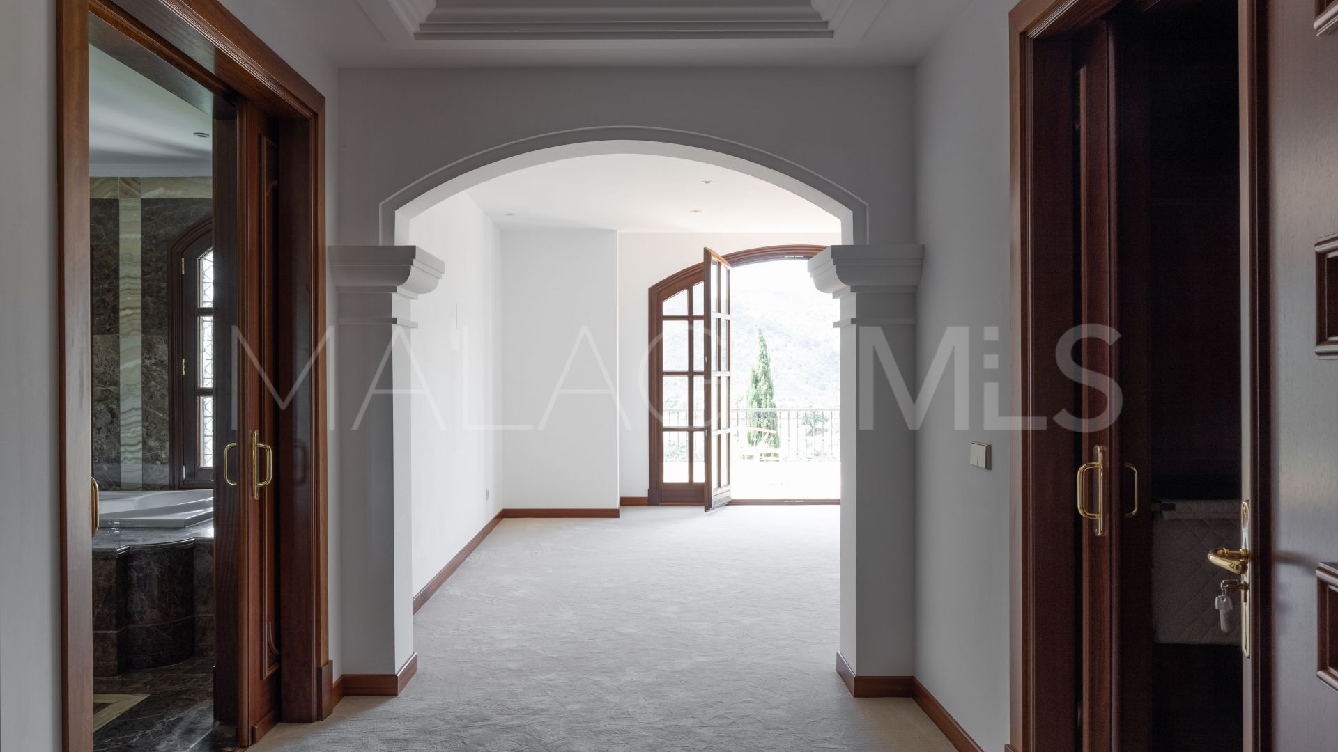 Villa for sale in La Zagaleta