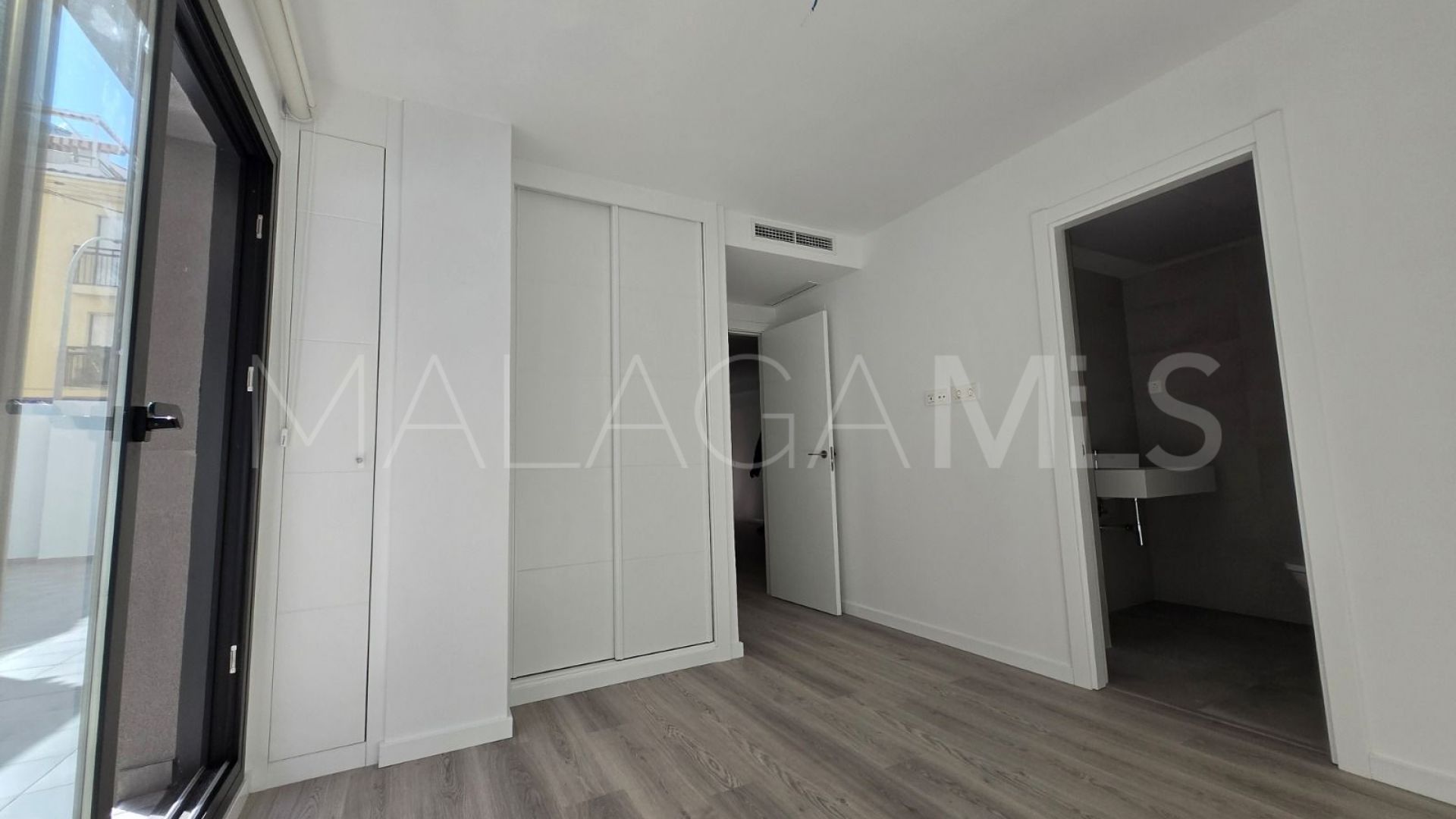 Markplanslägenhet for sale in Arroyo de la Miel