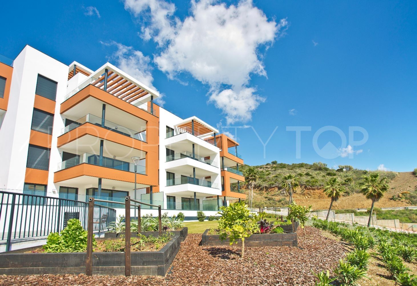 For sale apartment in Fuengirola with 2 bedrooms
