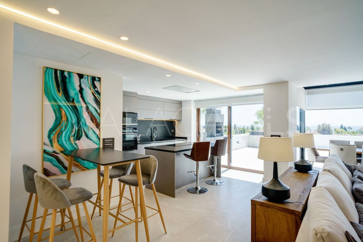 3 bedrooms duplex penthouse in Marbella Golden Mile for sale
