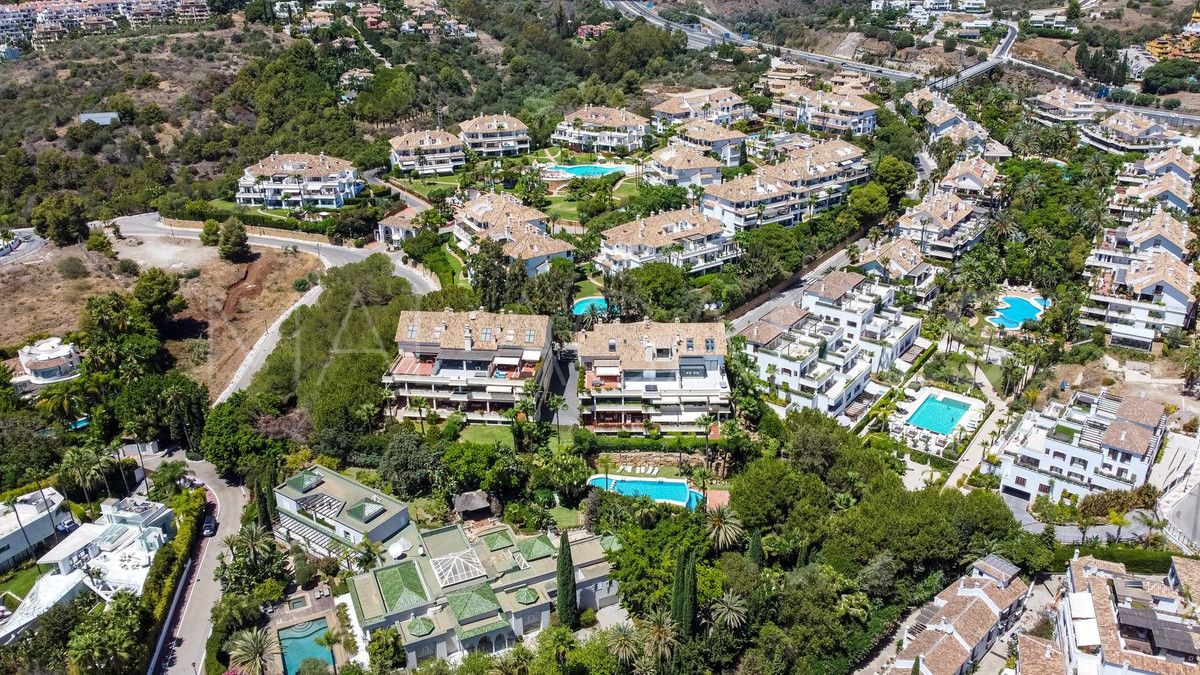 Marbella Golden Mile, atico duplex for sale de 3 bedrooms