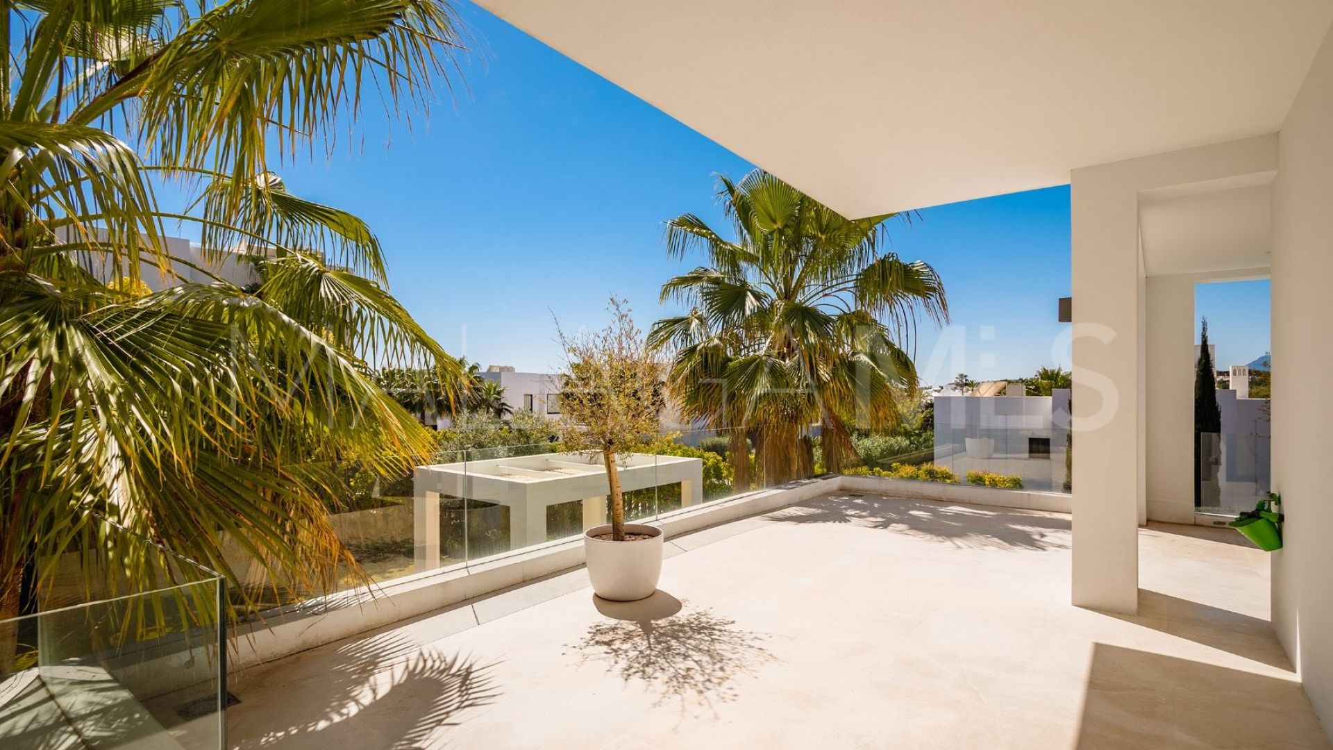 Villa for sale in Marbella City