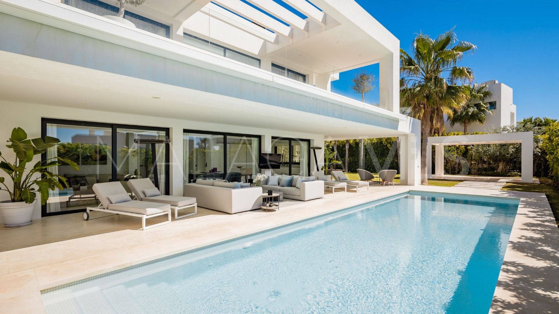 Villa for sale in Marbella City
