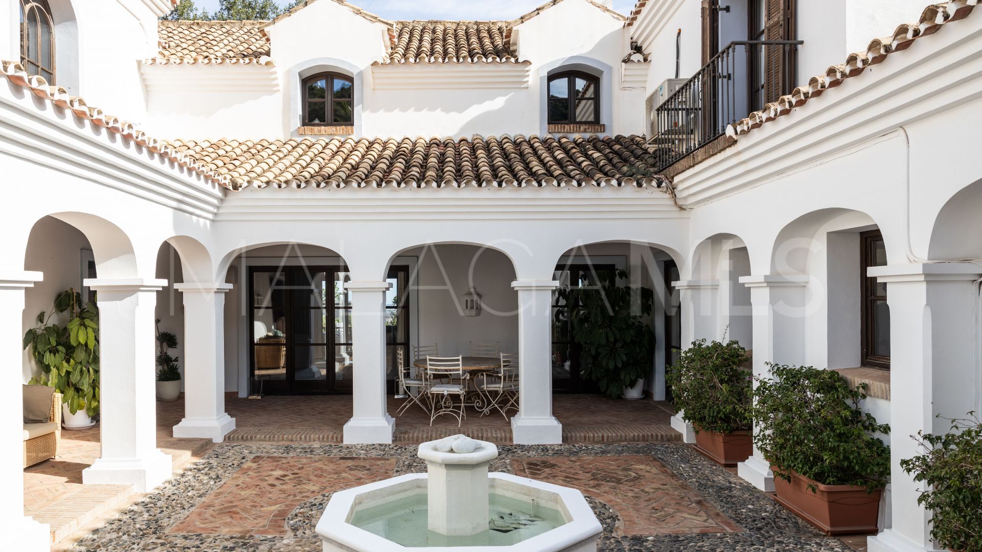 Villa for sale in El Madroñal