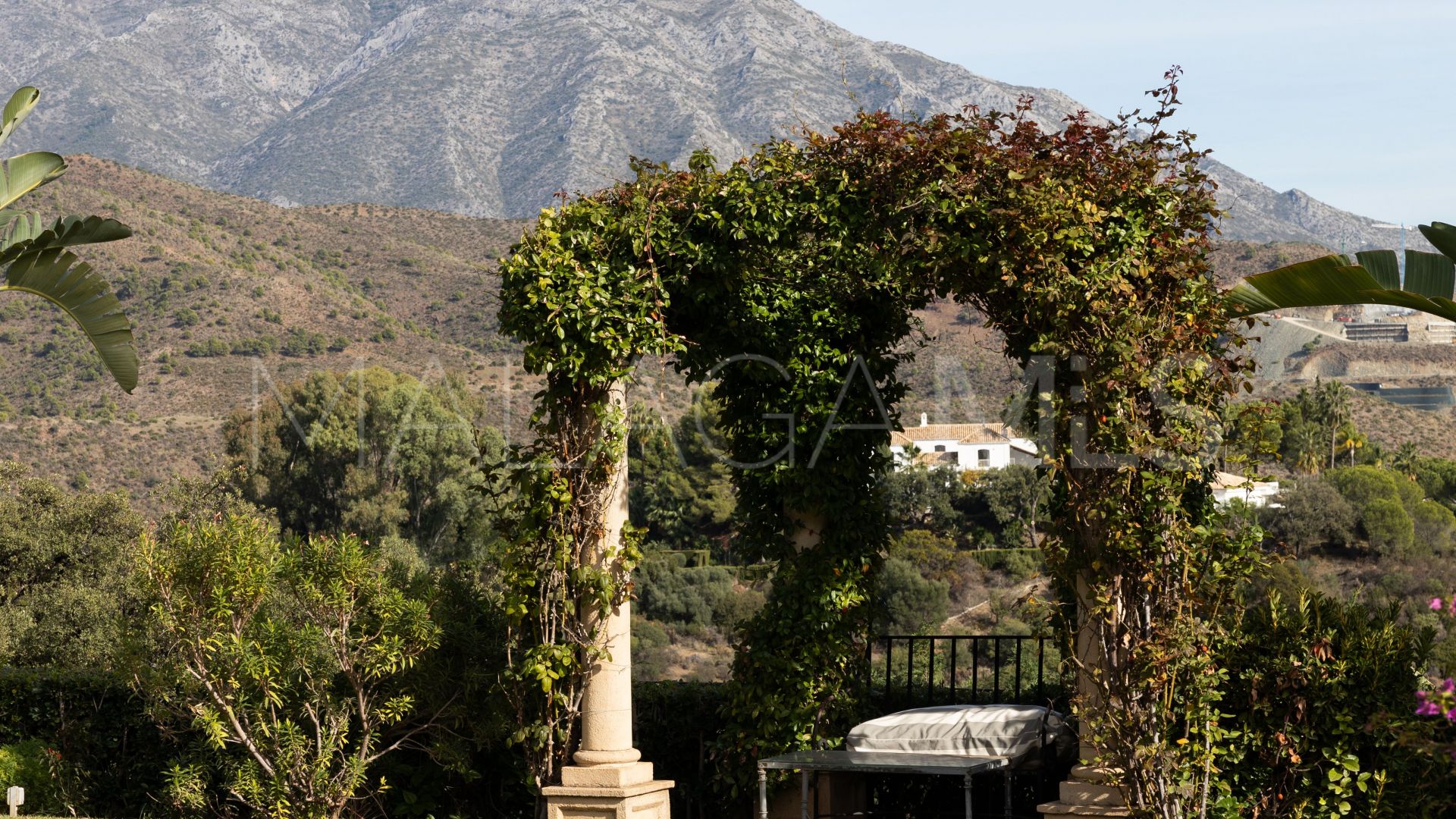 Villa for sale in El Madroñal