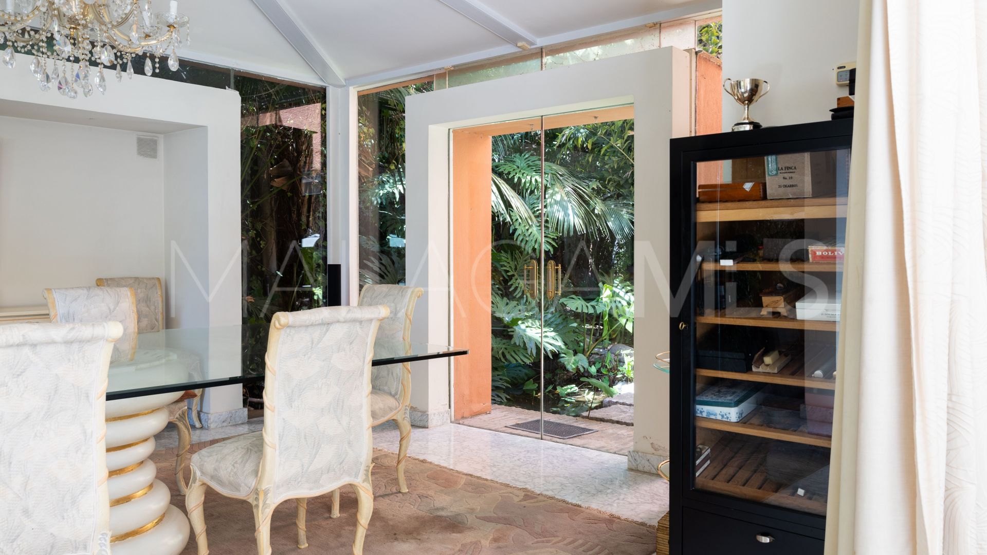 Villa for sale in Marbella Goldene Meile