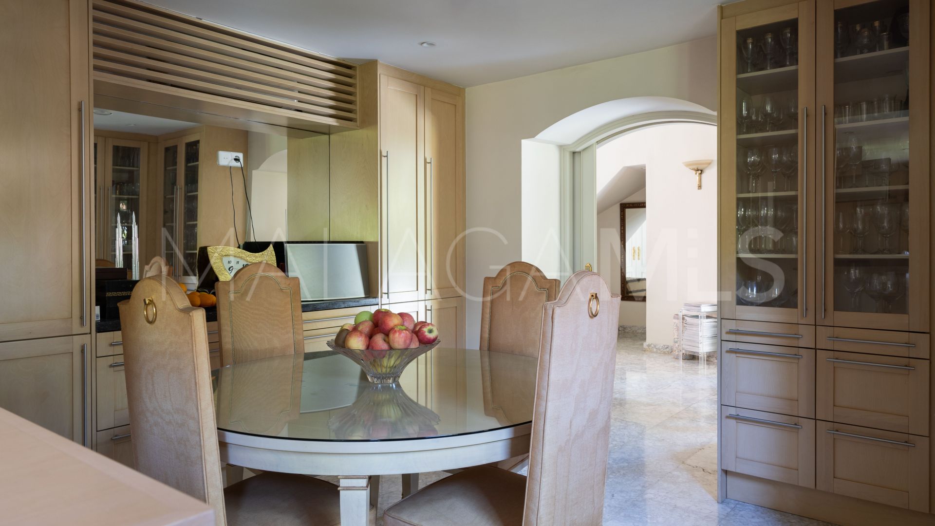 Villa for sale in Marbella Goldene Meile