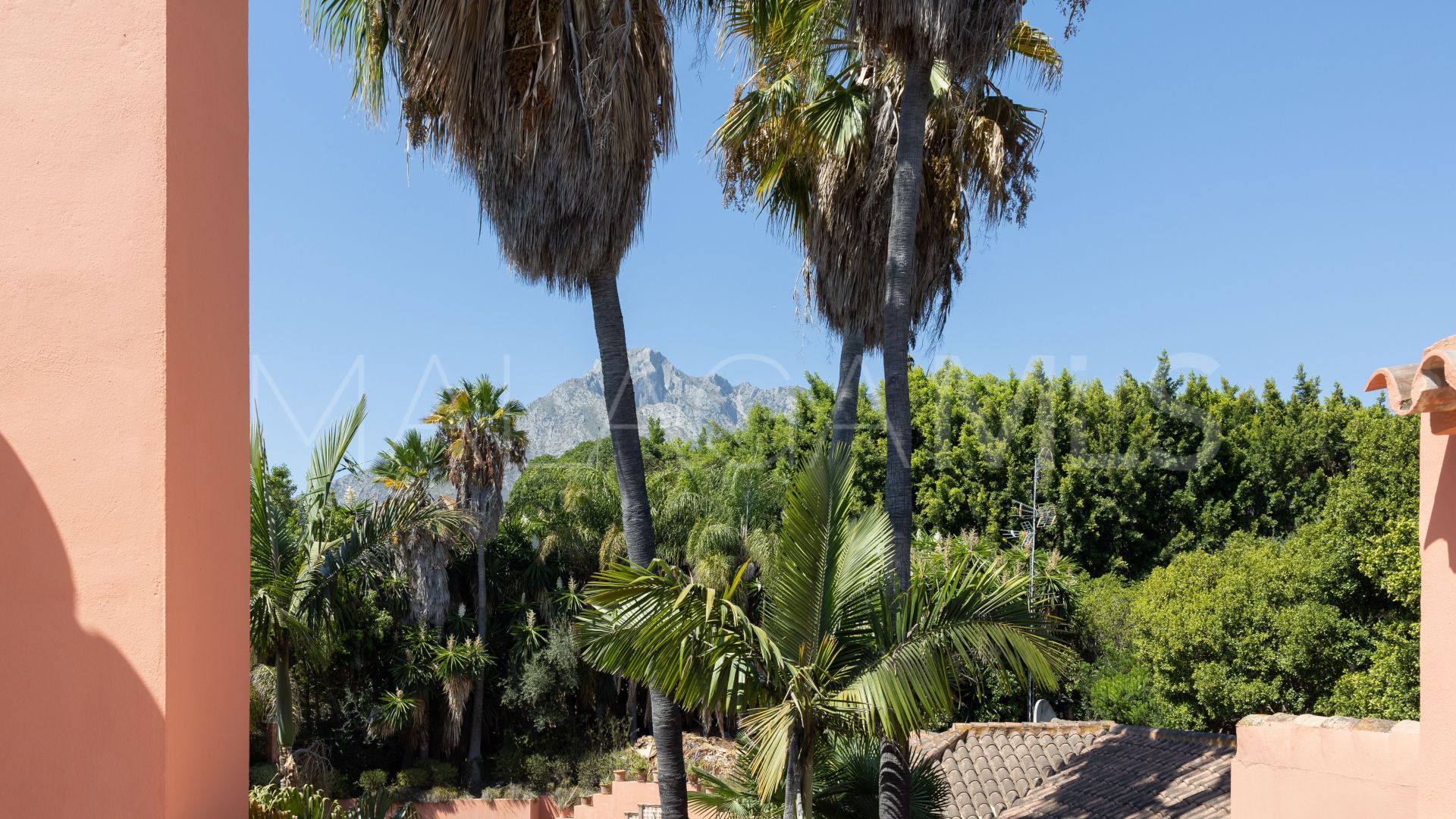 Villa for sale in Marbella Goldene Meile
