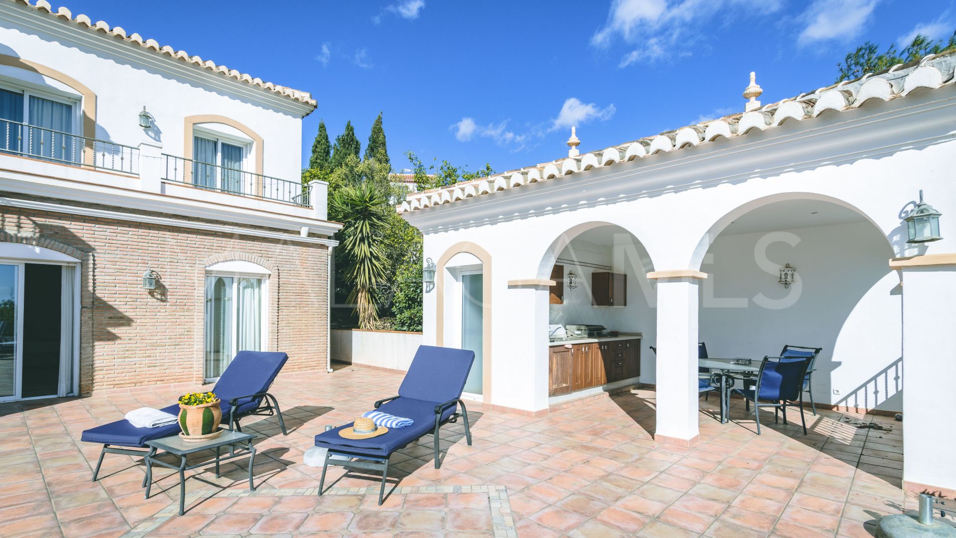 Hus i byn for sale in Frigiliana