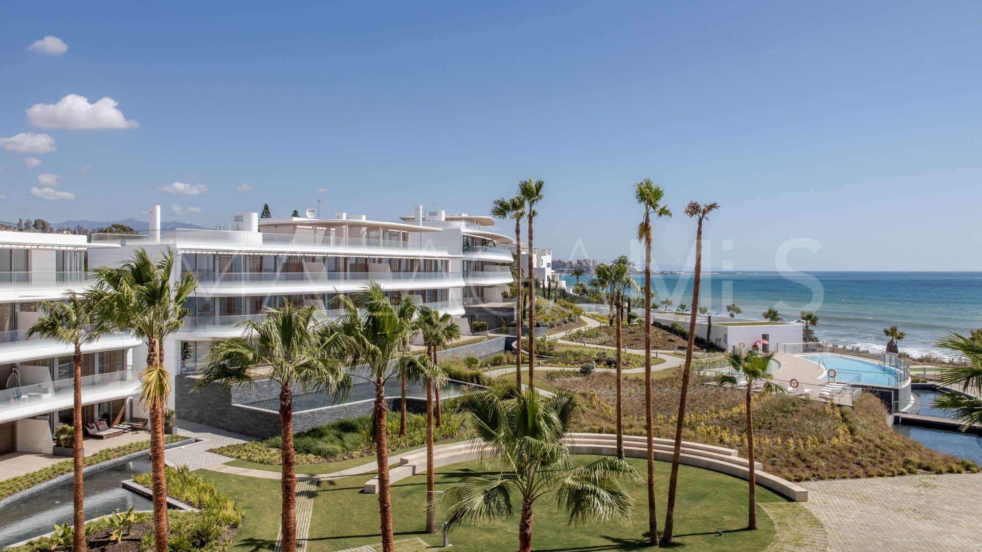 Lägenhet for sale in Estepona Playa