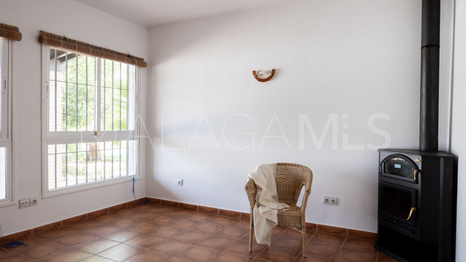 Se vende villa with 6 bedrooms in Coin