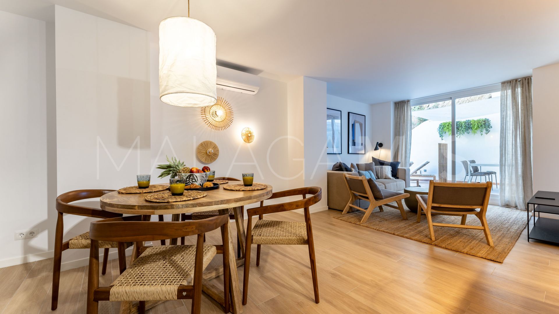 Buy La Carihuela apartment