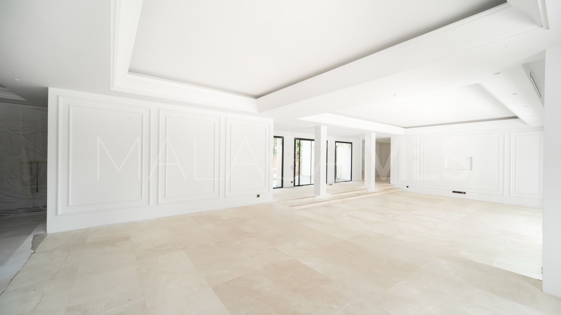 Villa for sale in Sierra Blanca