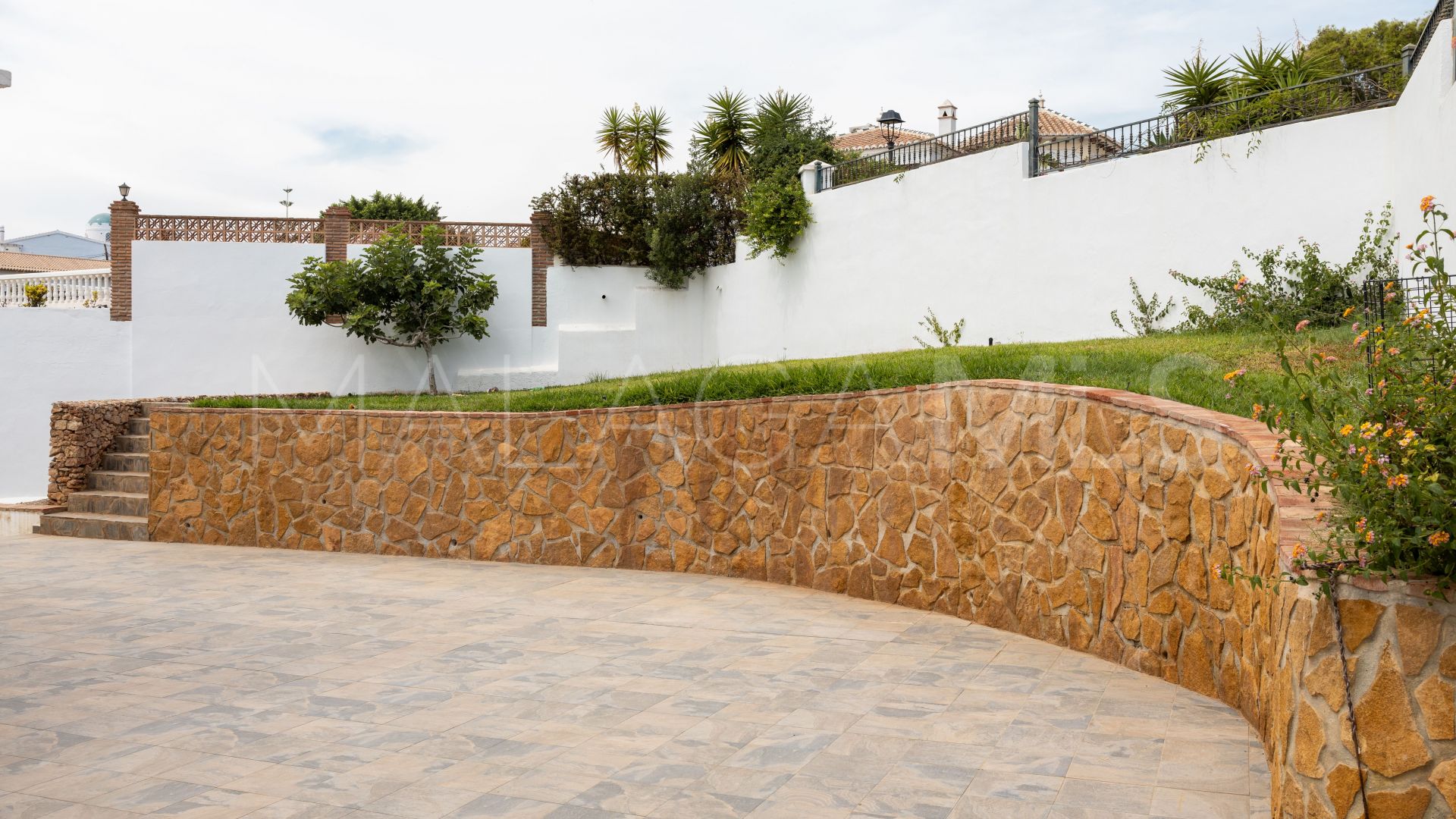 Villa for sale in Frigiliana