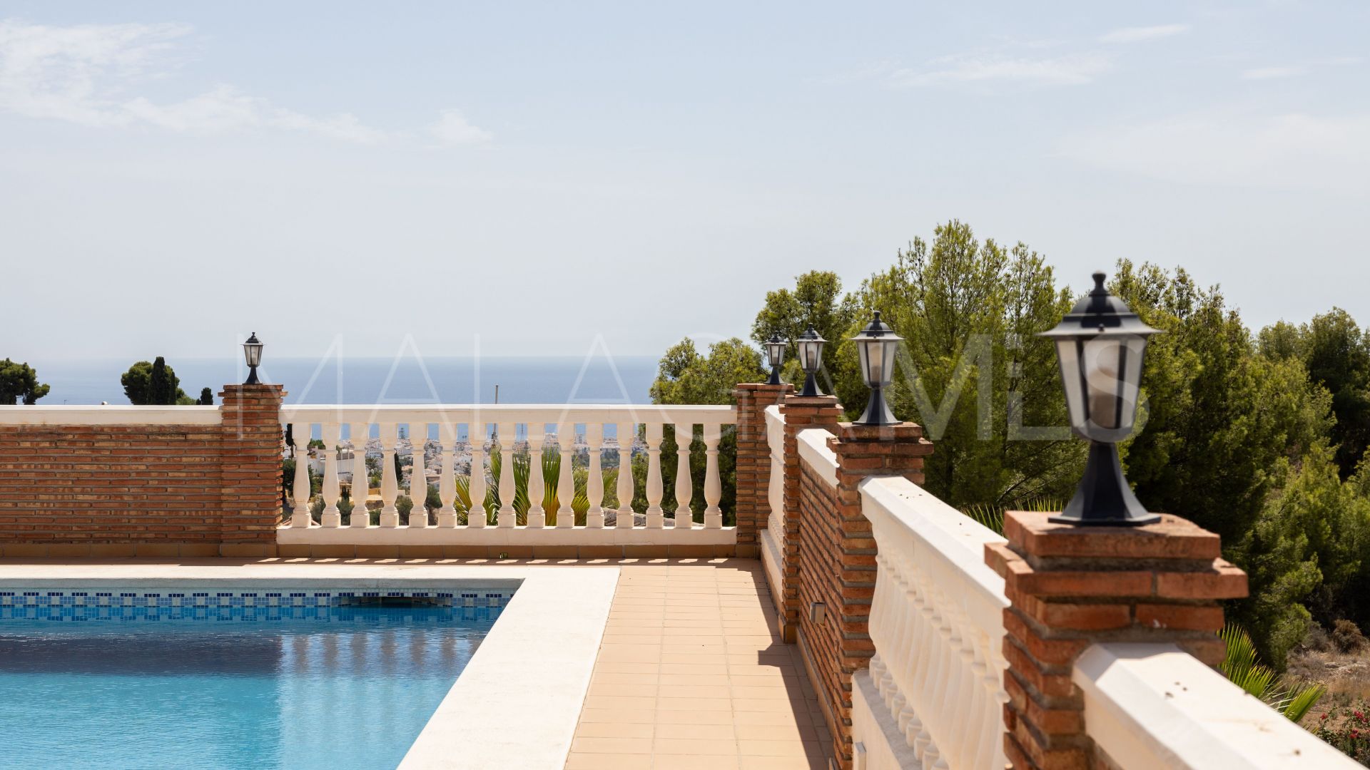 Villa for sale in Frigiliana