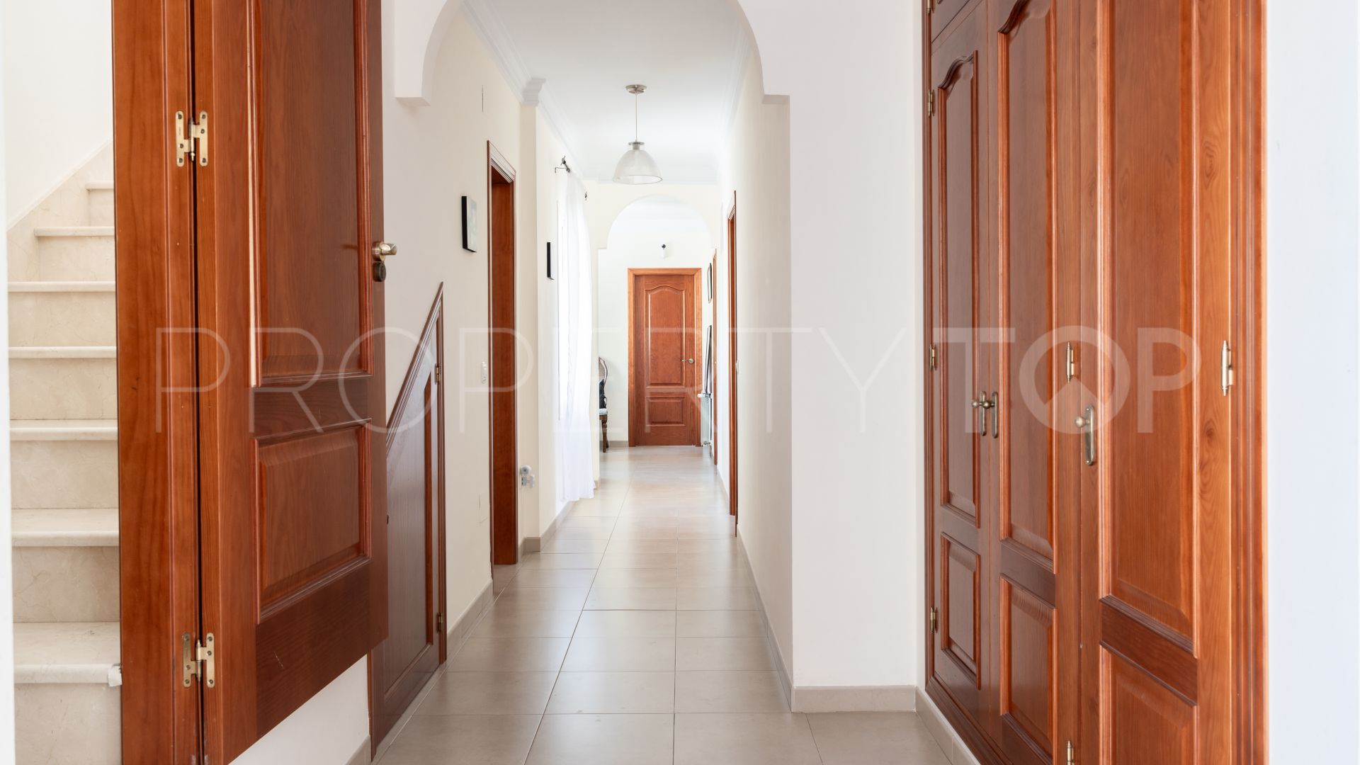 For sale Frigiliana house with 5 bedrooms