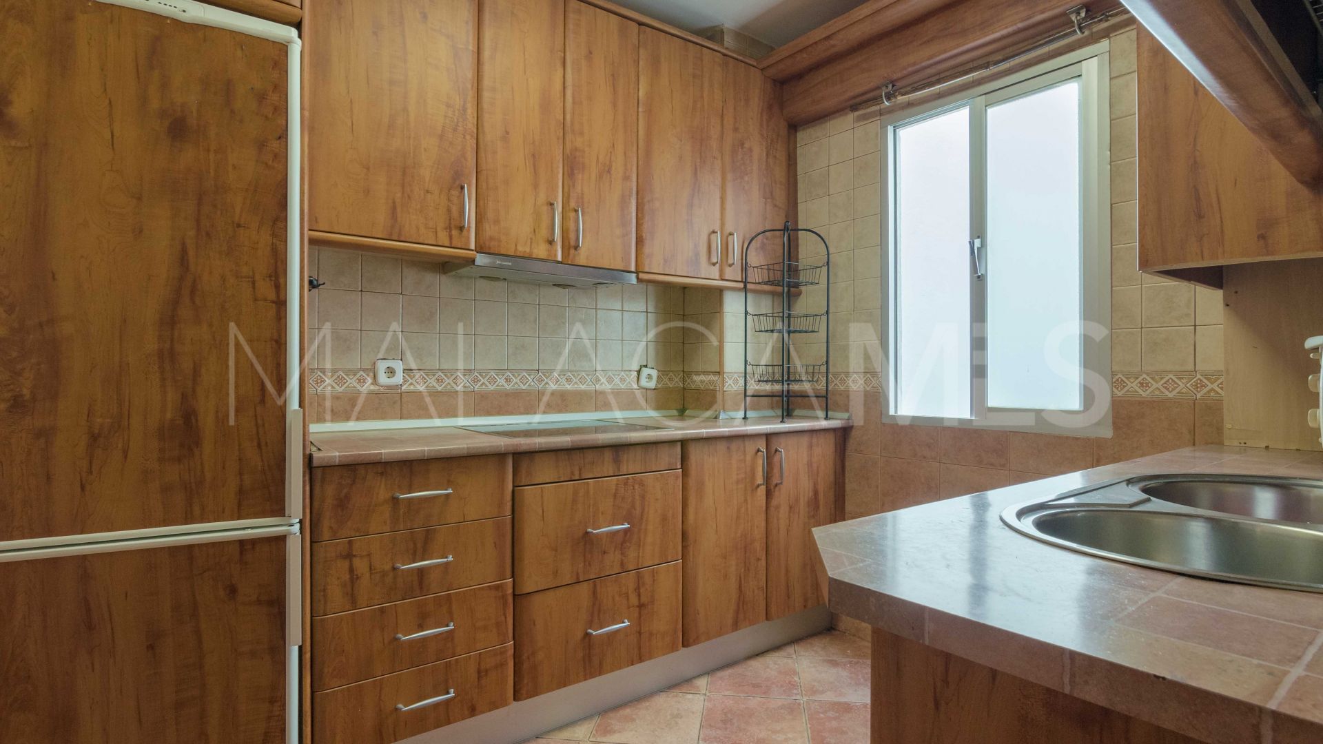 Se vende apartamento with 2 bedrooms in Fuengirola Centro