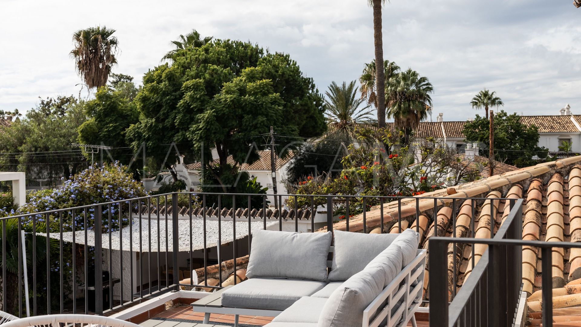 Villa for sale in San Pedro de Alcantara
