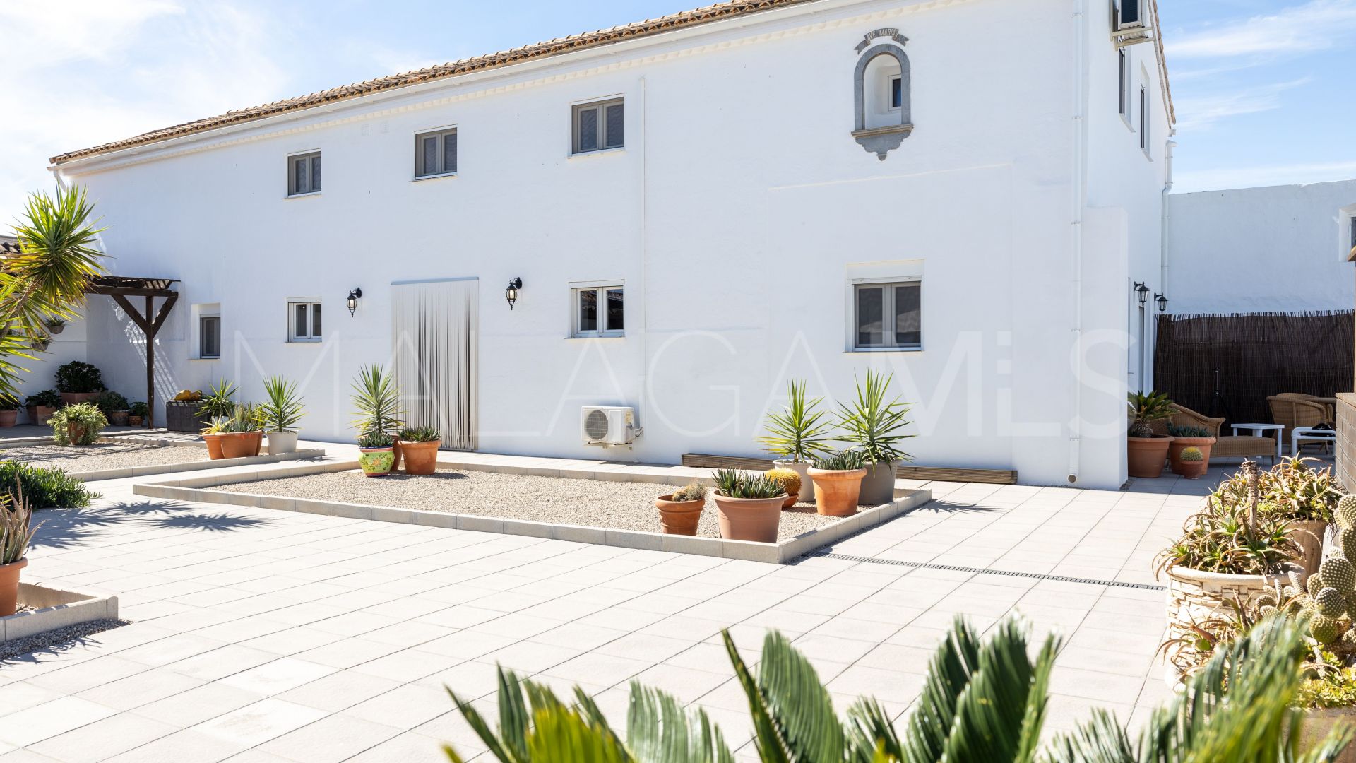 Villa for sale in Sierra de Yeguas