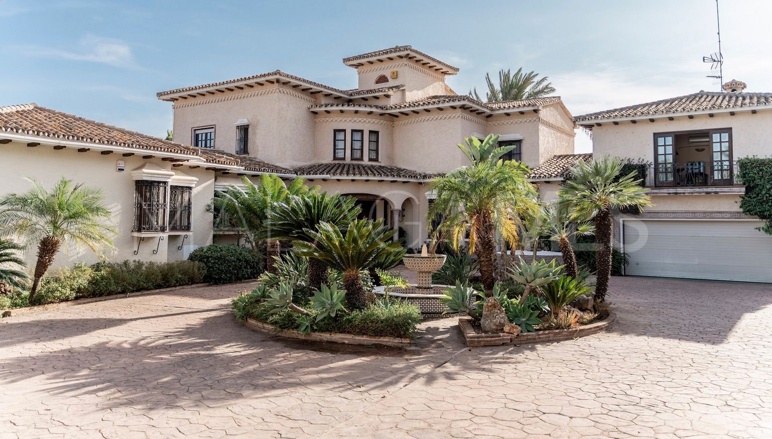 Villa in Paraiso Alto for sale