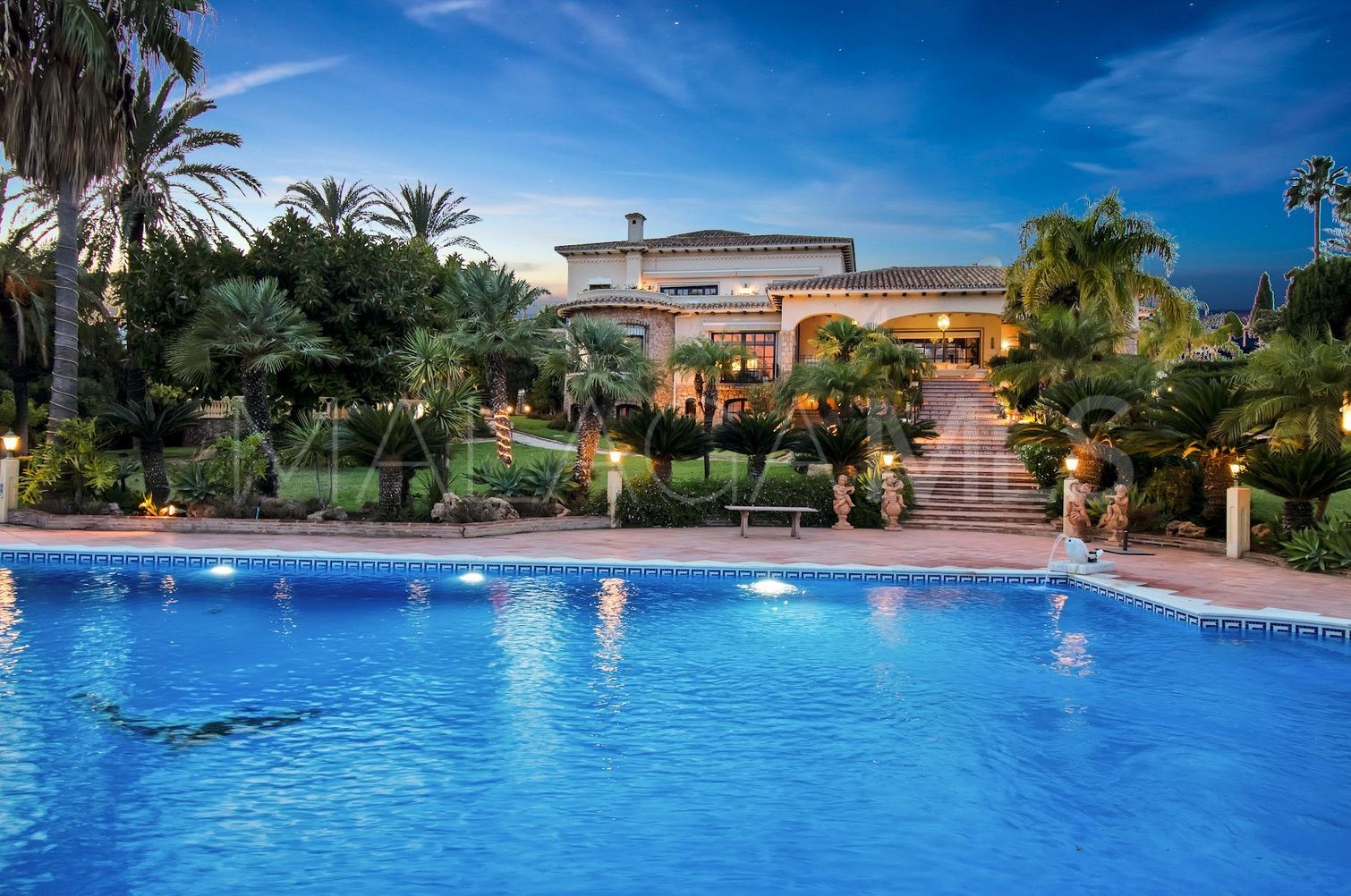 Villa in Paraiso Alto for sale