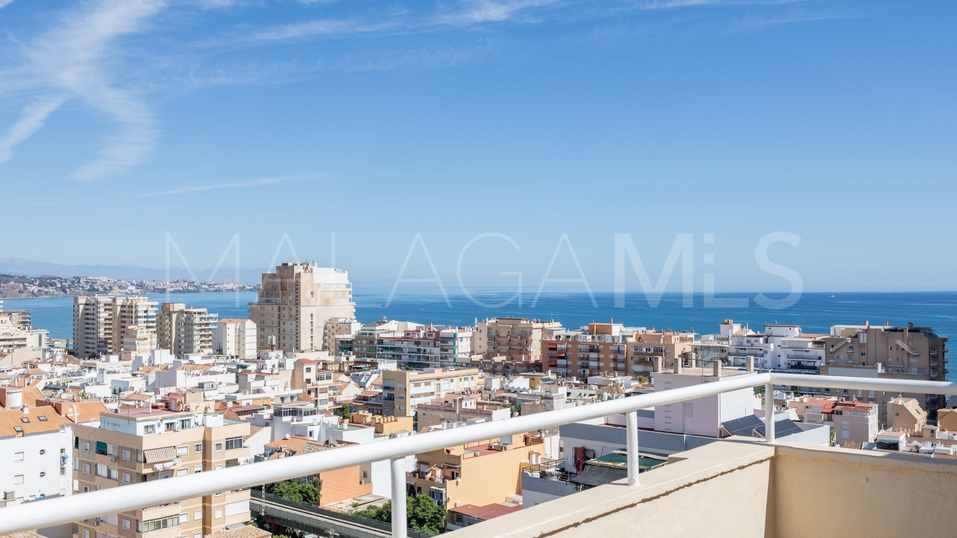 Buy atico with 2 bedrooms in Los Boliches