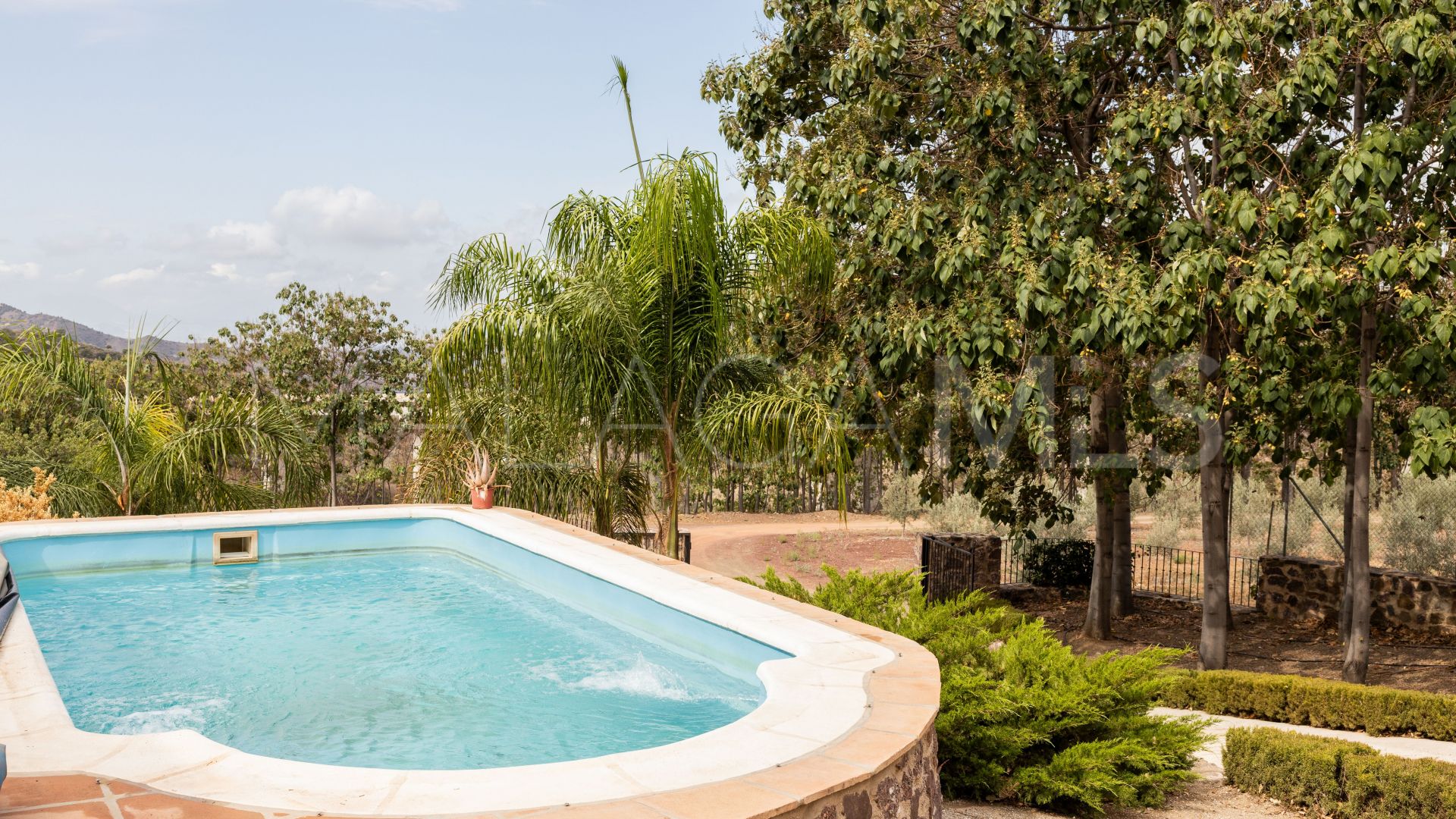 Ferme for sale in Malaga