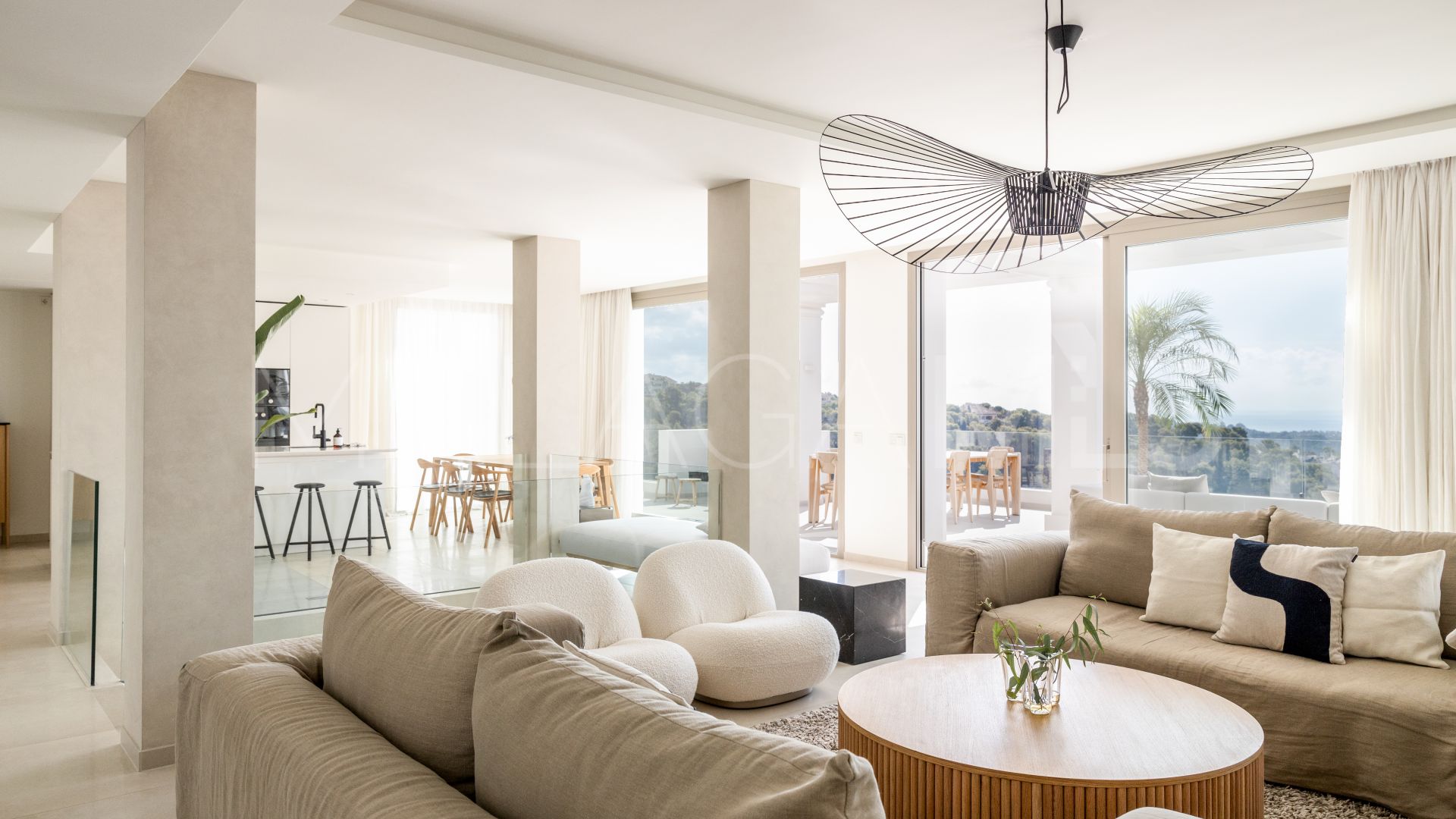 Buy duplex penthouse in Nueva Andalucia