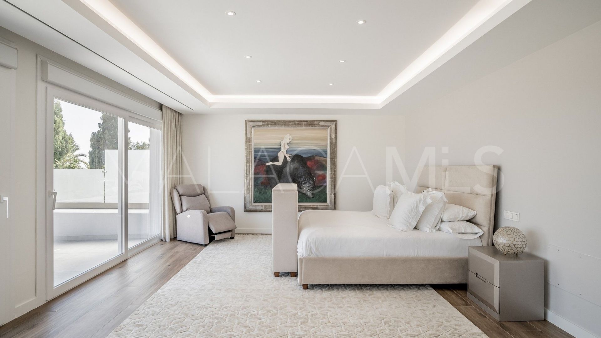 Villa for sale in Sierra Blanca