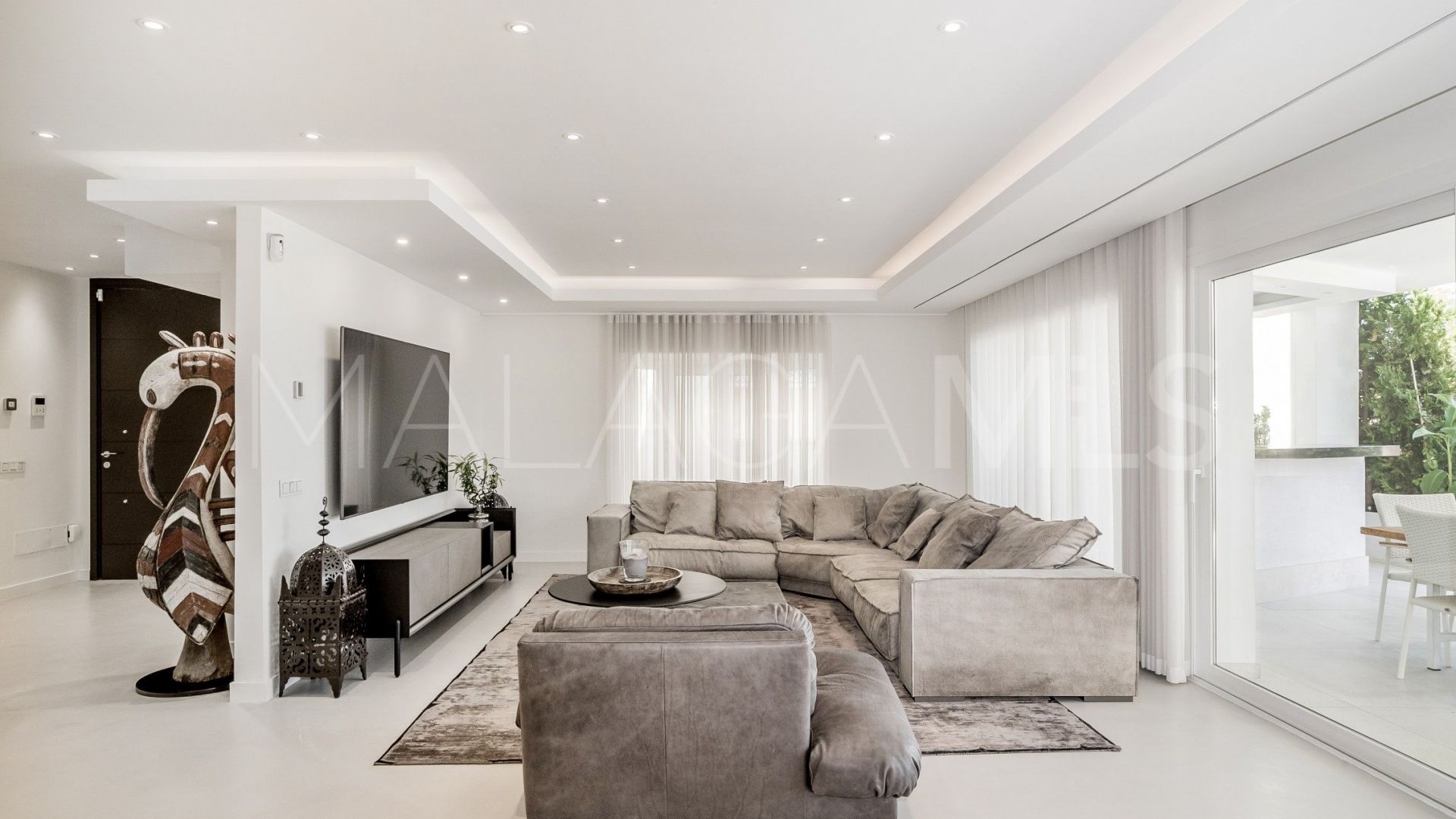 Villa for sale in Sierra Blanca