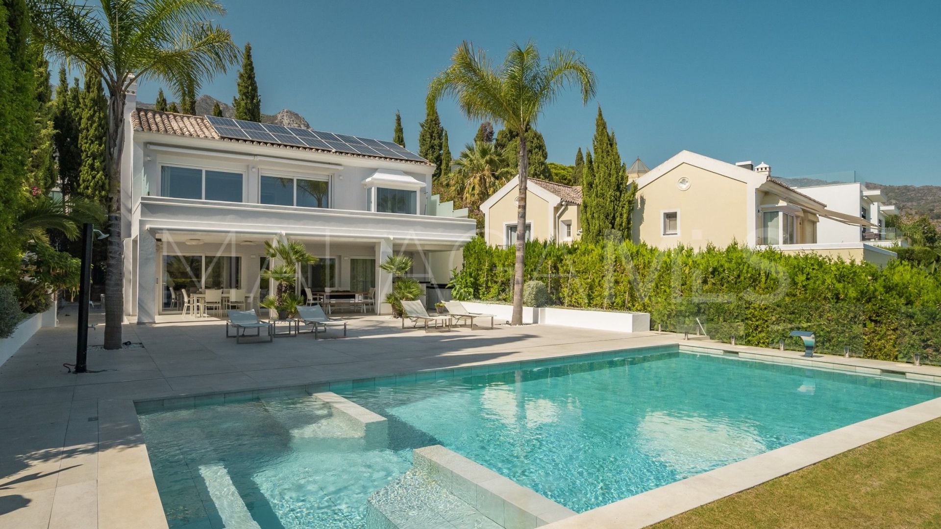 Villa for sale in Sierra Blanca