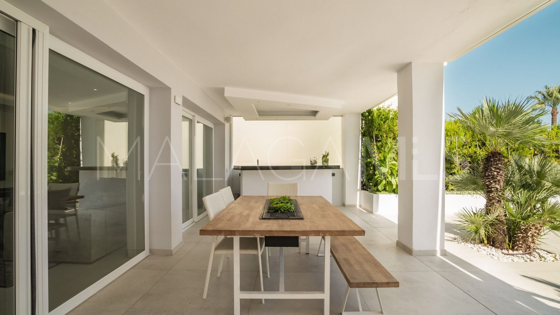 Villa for sale in Sierra Blanca