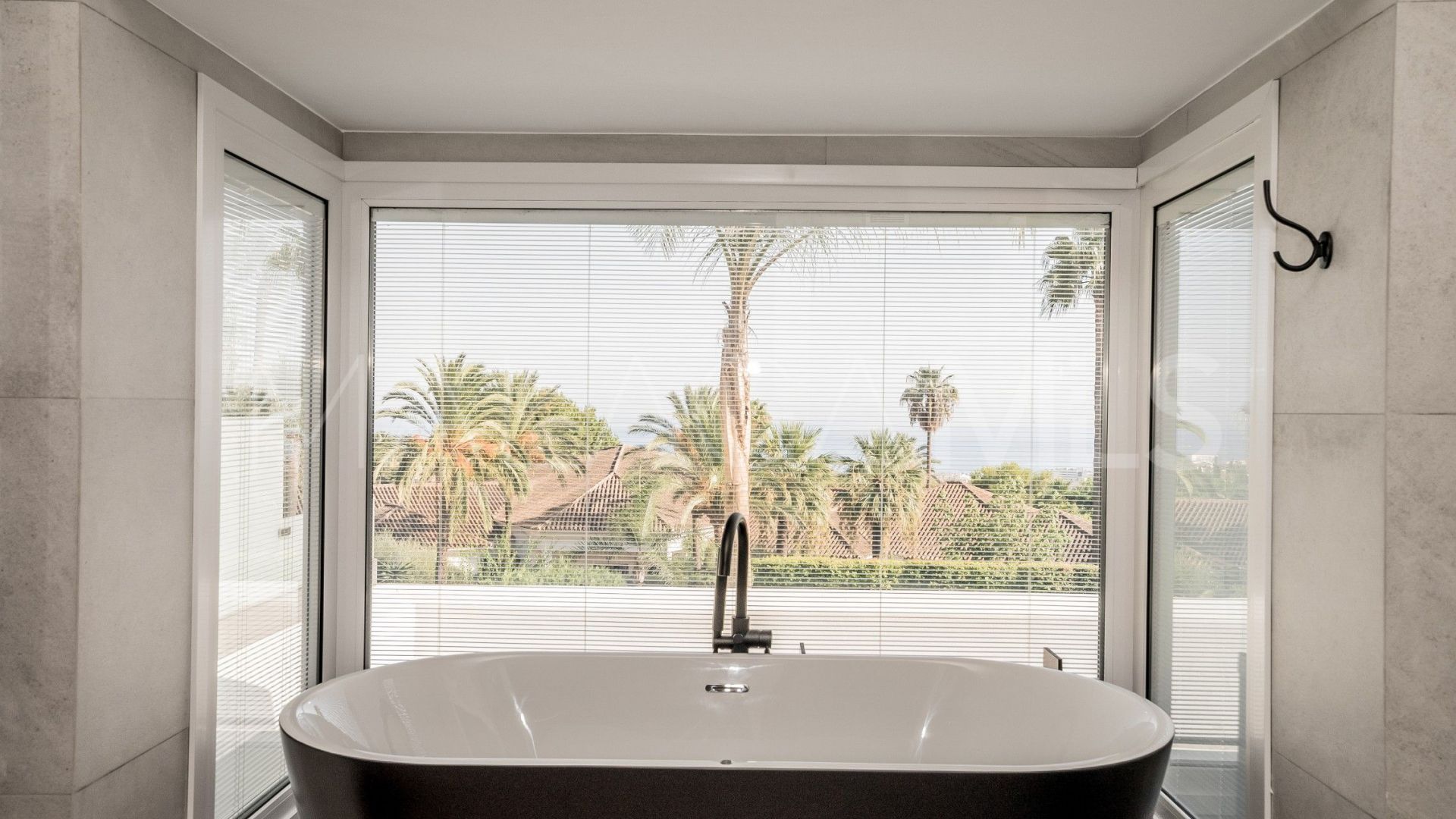 Villa for sale in Sierra Blanca