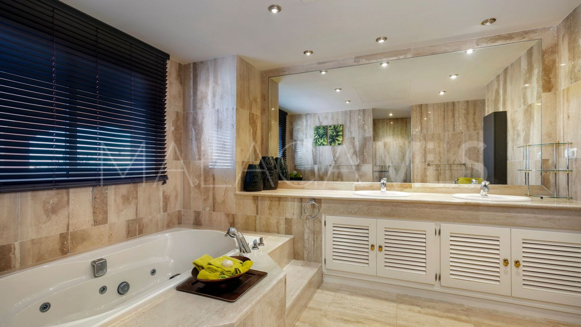 Buy La Quinta villa