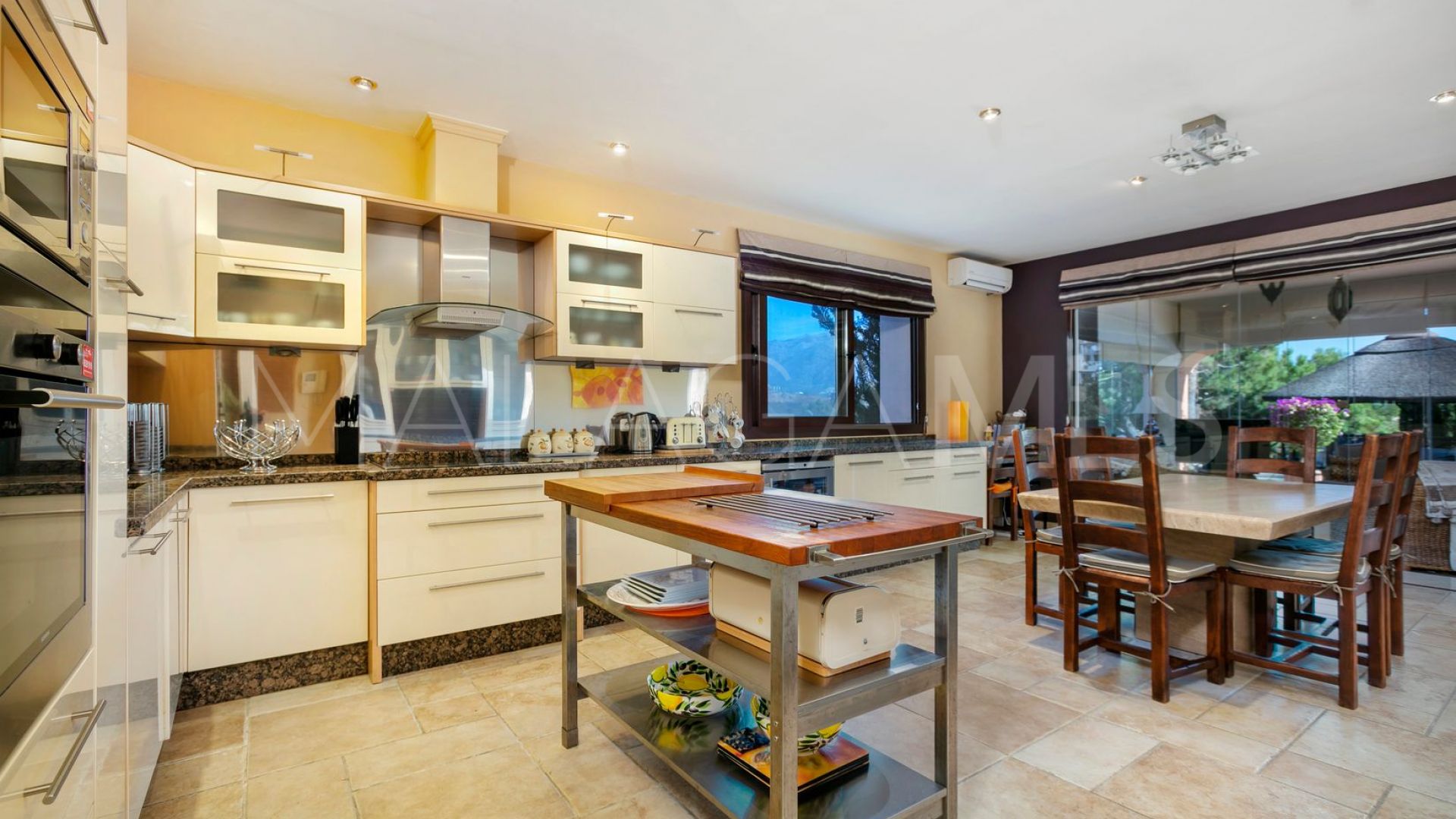 Buy La Quinta villa
