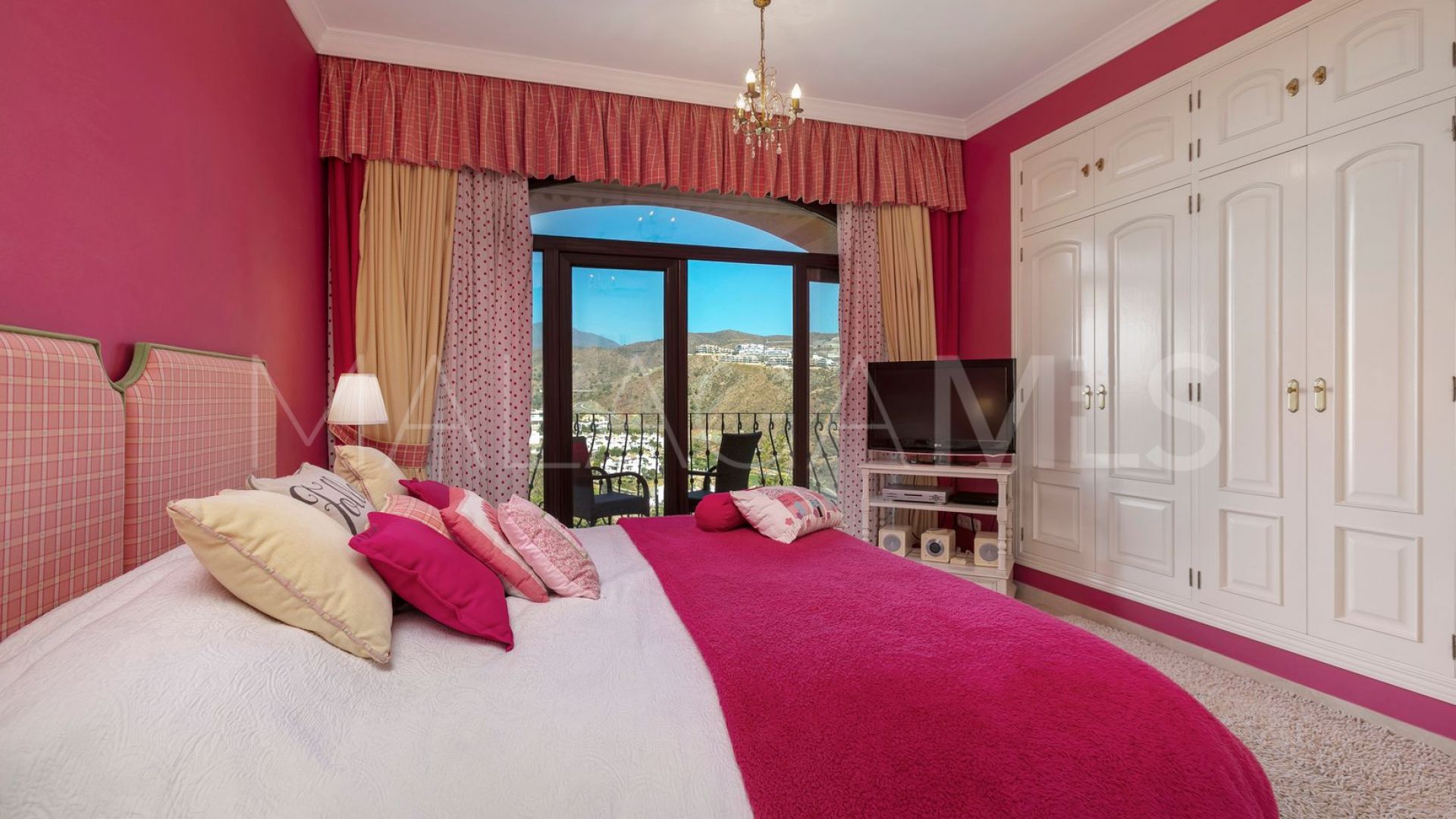 Buy La Quinta villa