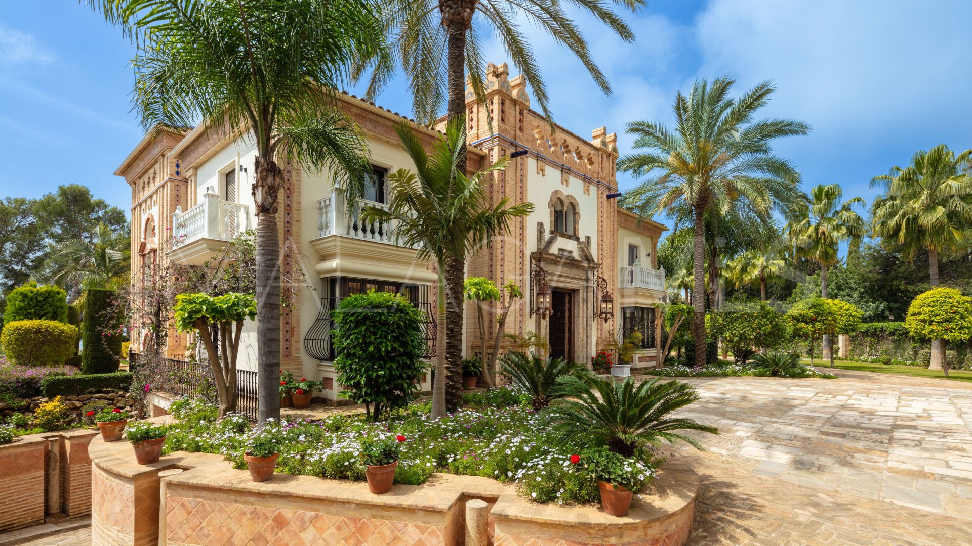 Villa for sale in Sierra Blanca