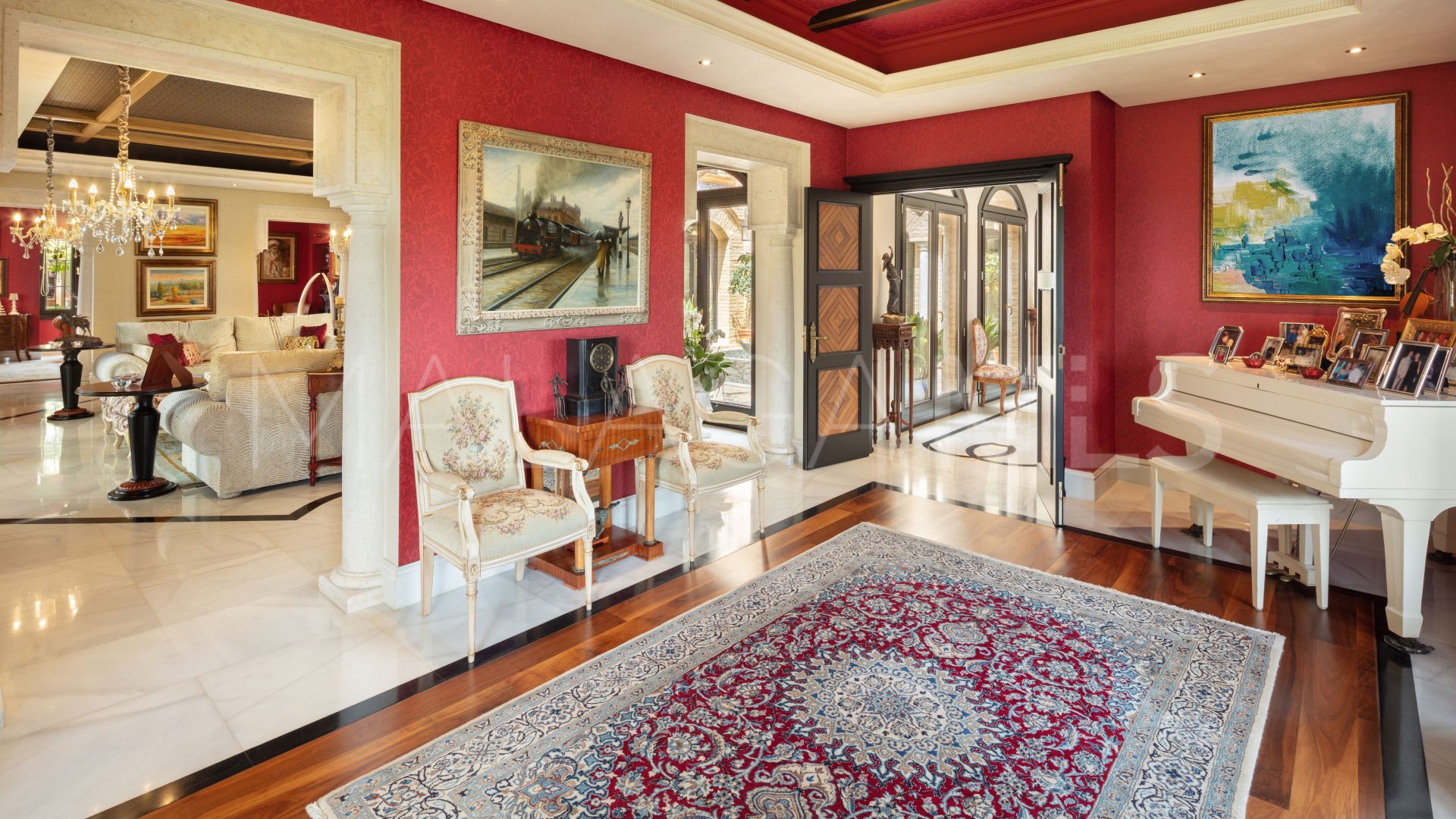Villa for sale in Sierra Blanca