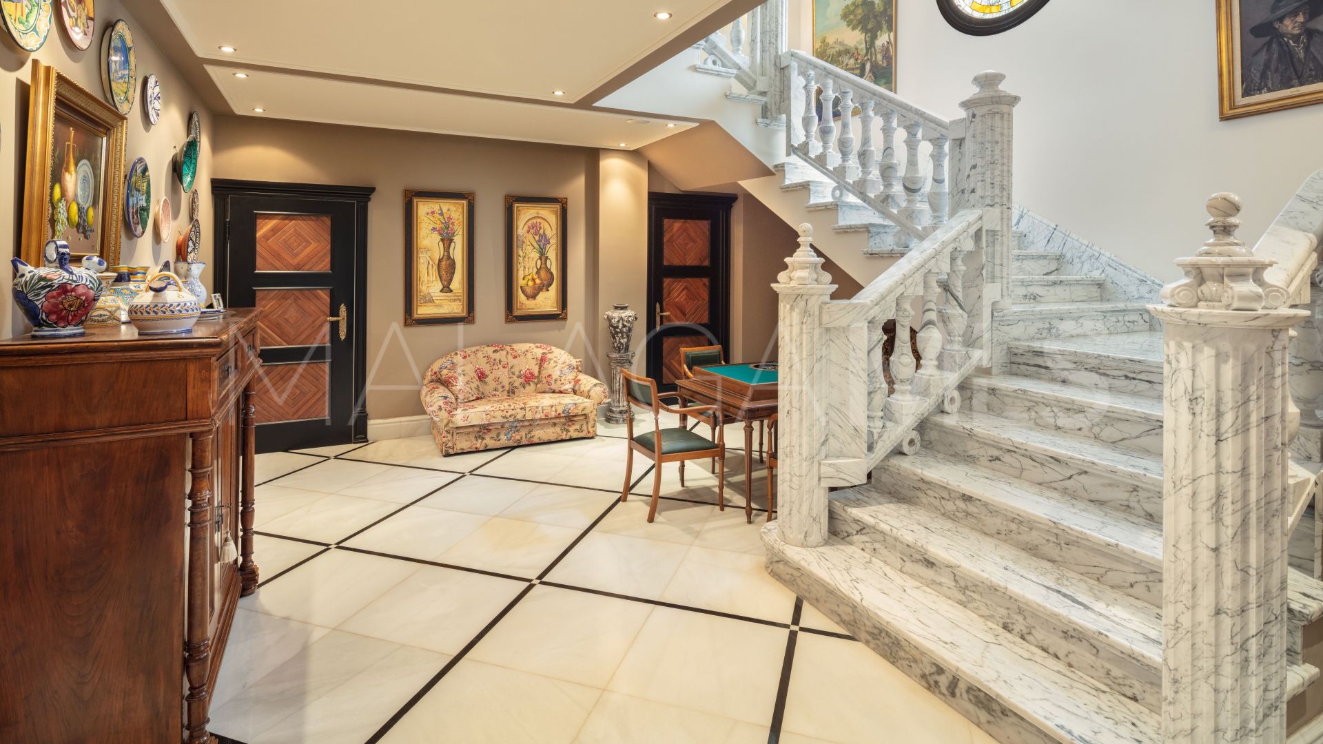 Villa for sale in Sierra Blanca