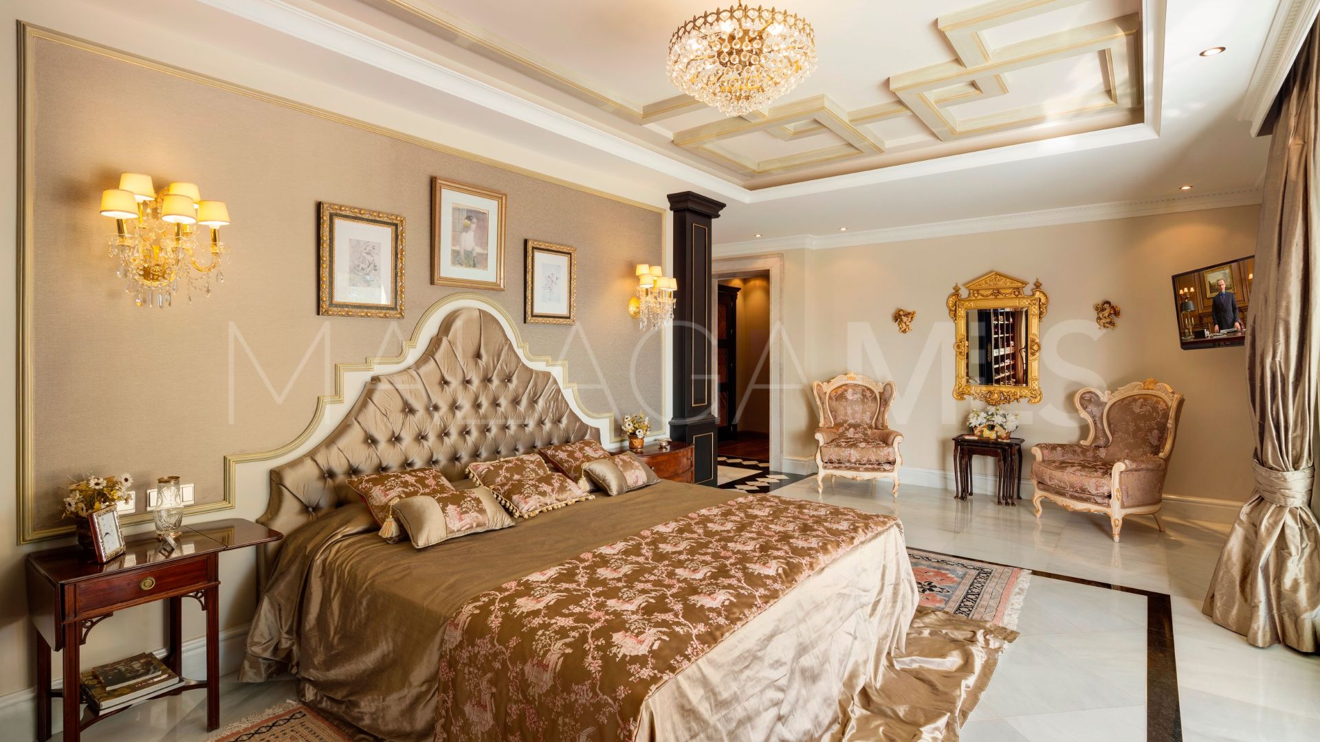 Villa for sale in Sierra Blanca