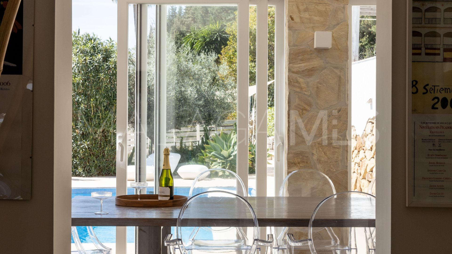 Villa for sale in Nueva Andalucia