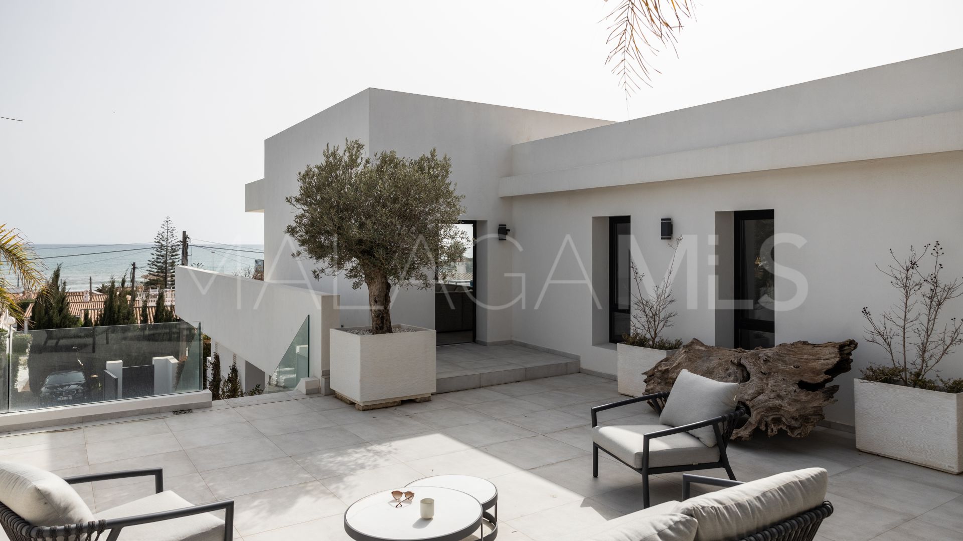 Se vende villa in El Chaparral de 5 bedrooms